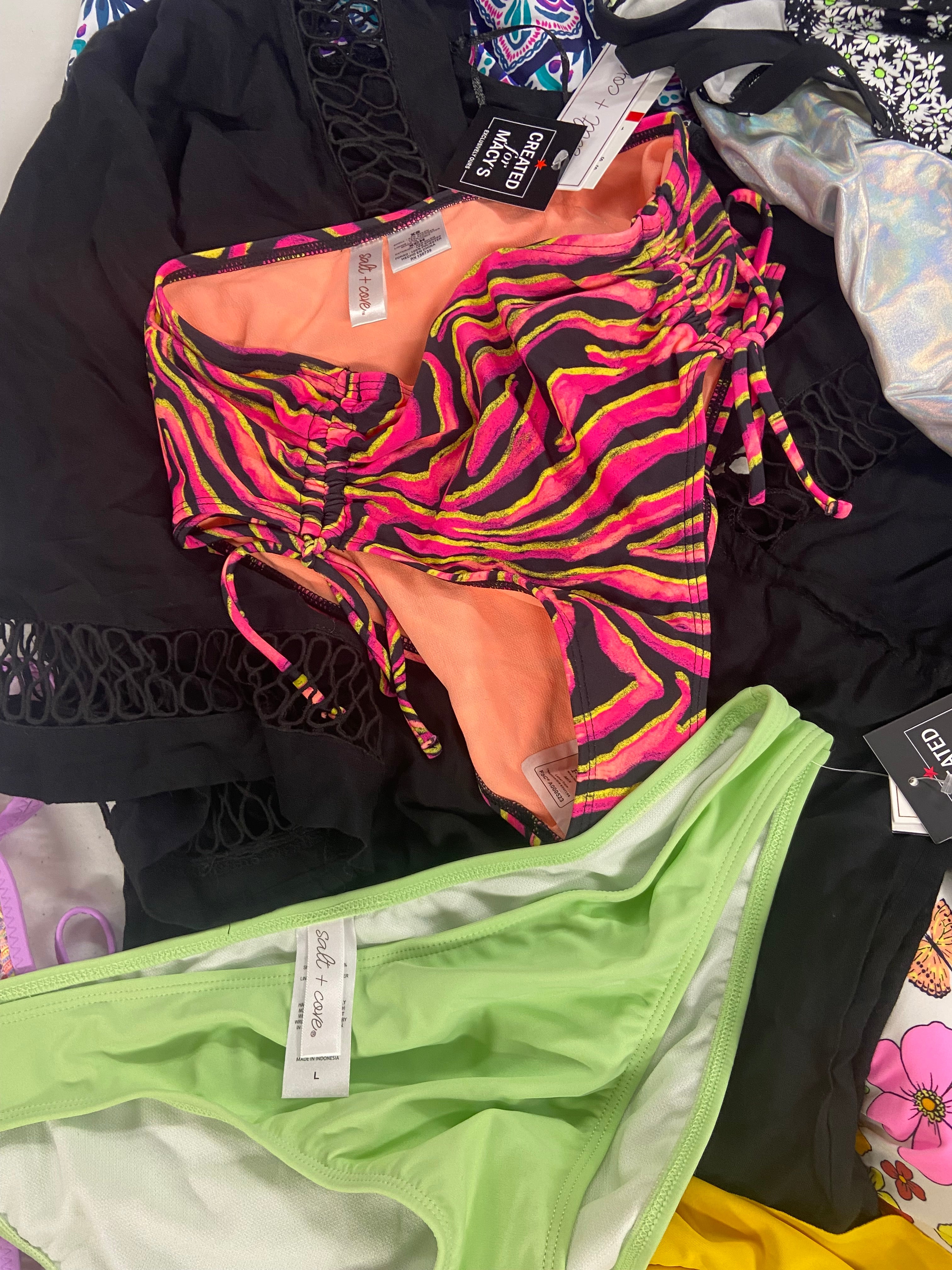 Women's Swimwear Wholesale Lot, BECCA, DKNY, ROD BEATTIE BLEU, RAISINS PLUS, RAVIYA and more, 17 items, Shelf Pulls, MSRP $813