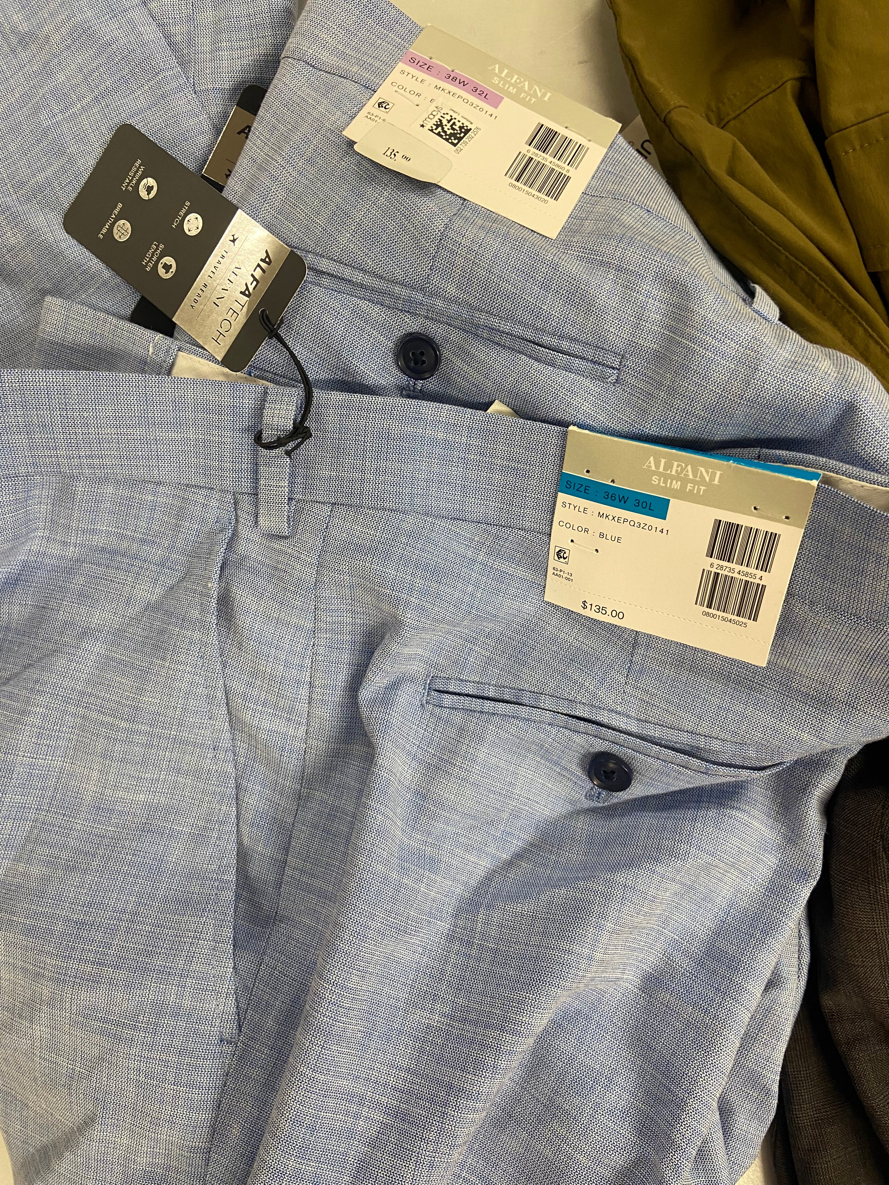 Men's Clothing Bottoms Wholesale Lot, LAUREN RALPH LAUREN, BASS OUTDOOR,KENNETH COLE, GALAXY and more, 7 items, Shelf Pulls, MSRP $722