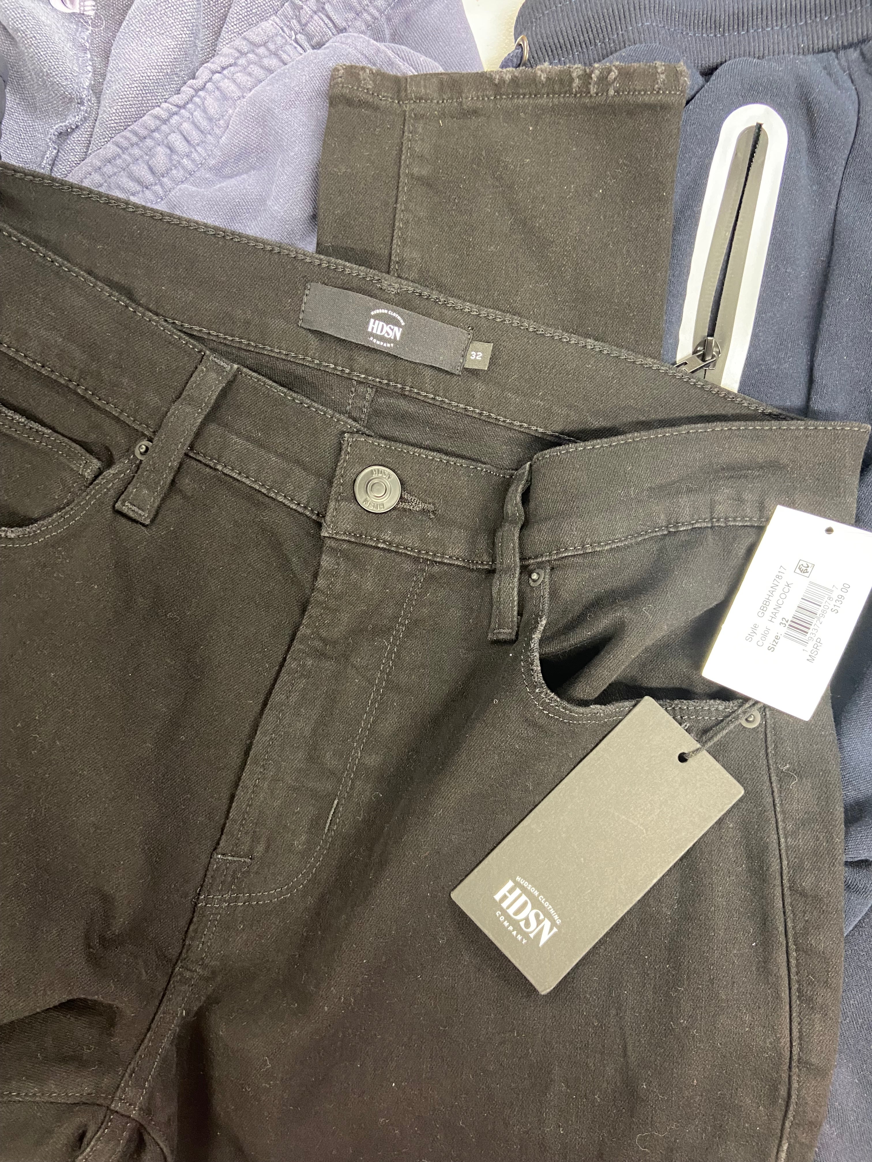 Men's Clothing Bottoms HUDSON, HUGO BOSS, UNDER ARMOUR, AMERICAN APPAREL, GALAXY and more, Wholesale Lot, 10 items, Shelf Pulls, MSRP $665