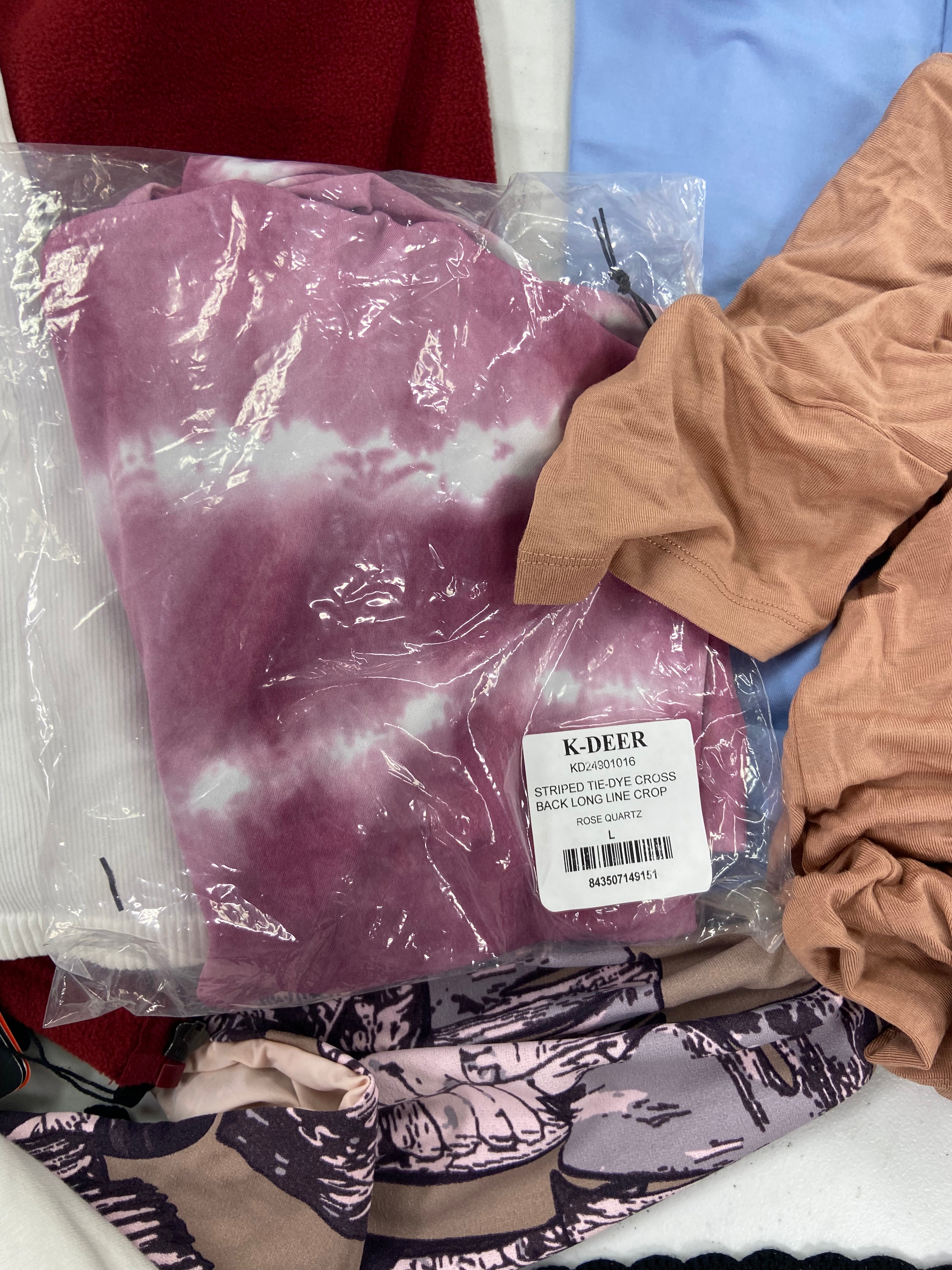 Women's Clothing Assorted Wholesale Lot, LUCKY BRAND, FREE PEOPLE, VINCE CAMUTO, CECE, K-DEER, ENYA CORTA and more, 16 items, Shelf Pulls, MSRP $841