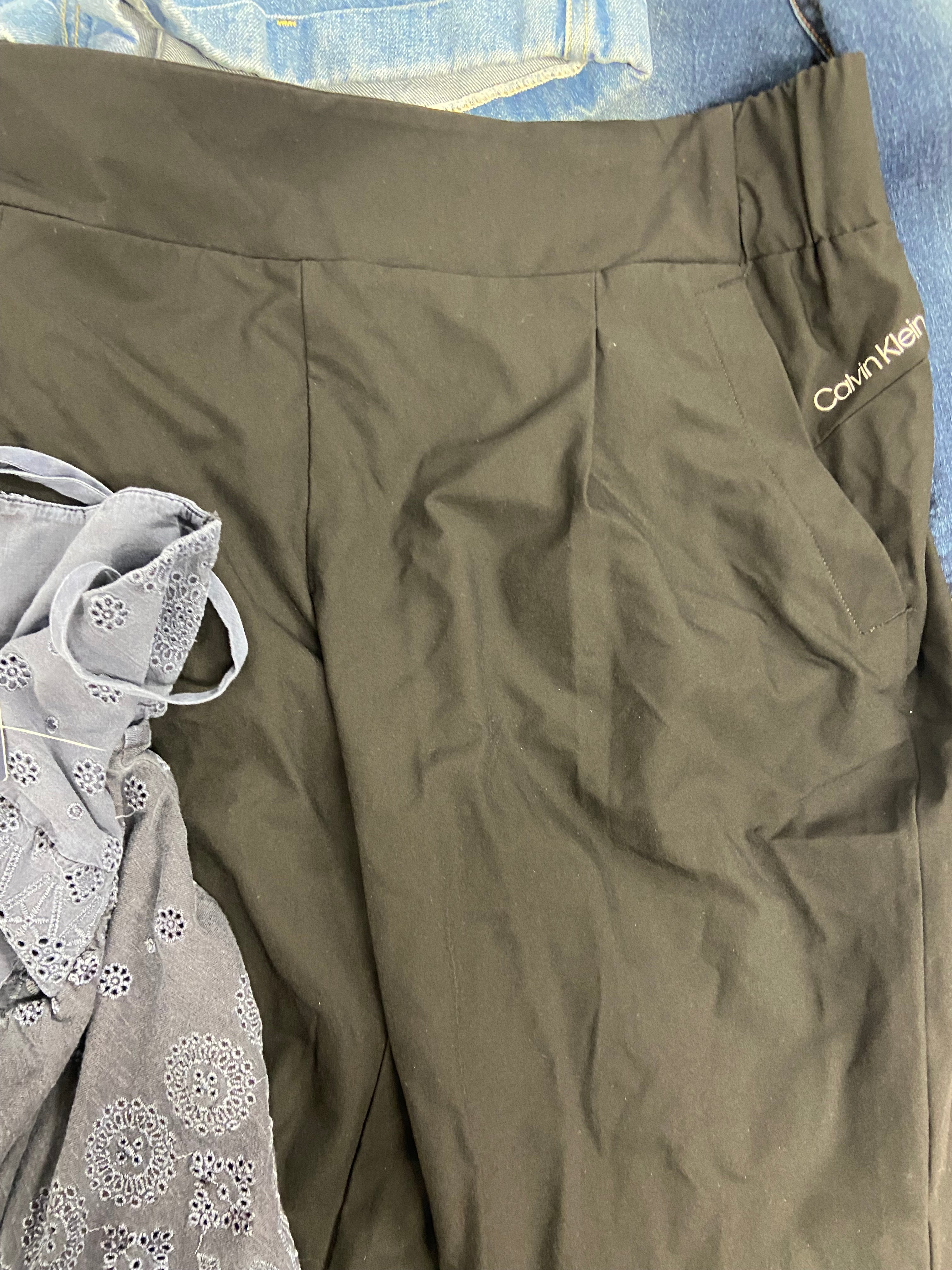 Women's Clothing Assorted Wholesale Lot, LAUREN RALPH LAUREN, LUCKY BRAND, CALVIN KLEIN, AMERICAN APPAREL, FREE PEOPLE and more, 13 items, Shelf Pulls, MSRP $1,053