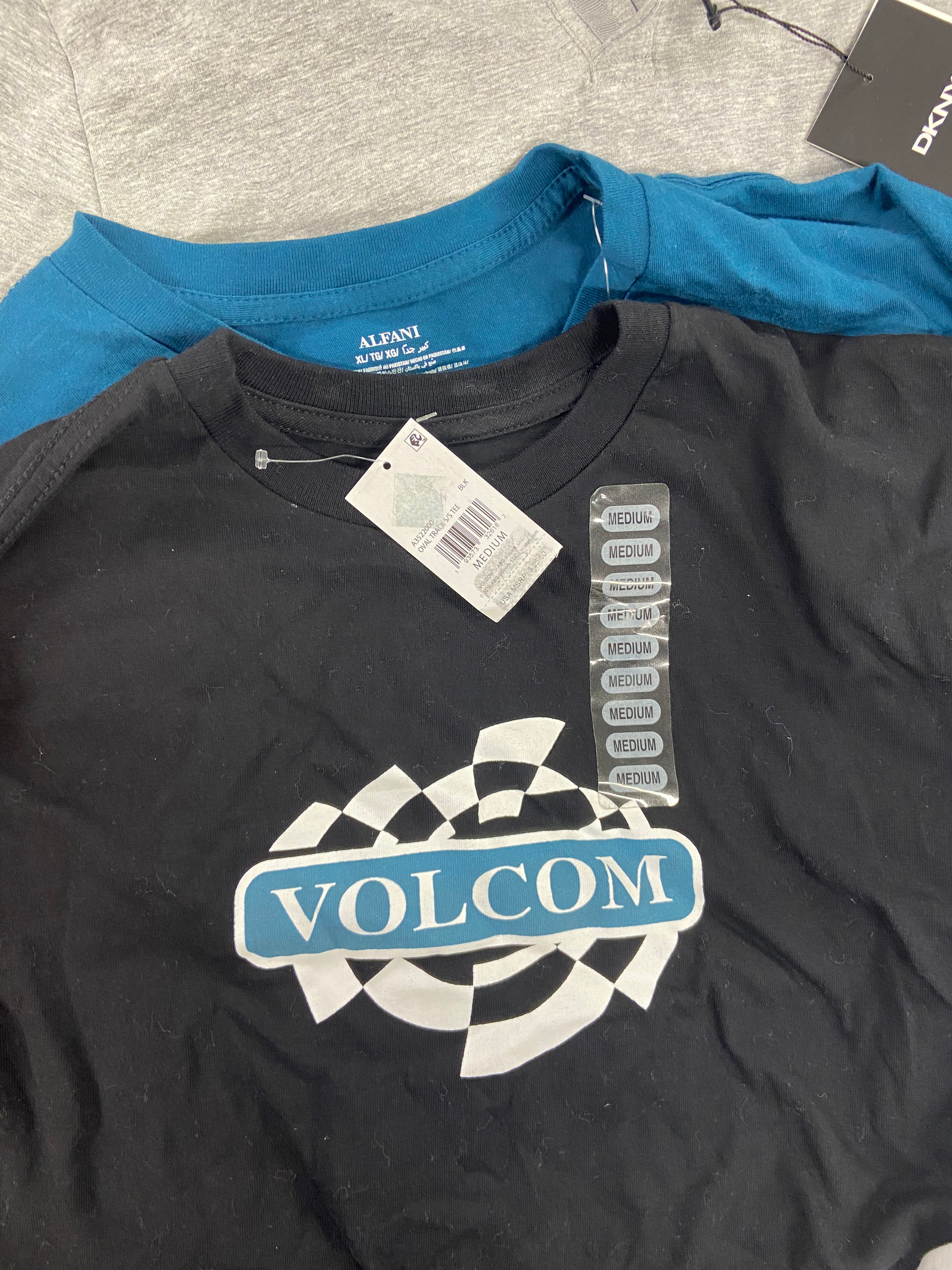 Men's Clothing Tops Wholesale Lot, ADIDAS, VOLCOM, DKNY, FILA, SPYDER, CLUB ROOM and more, 17 items, Shelf Pulls, MSRP $687
