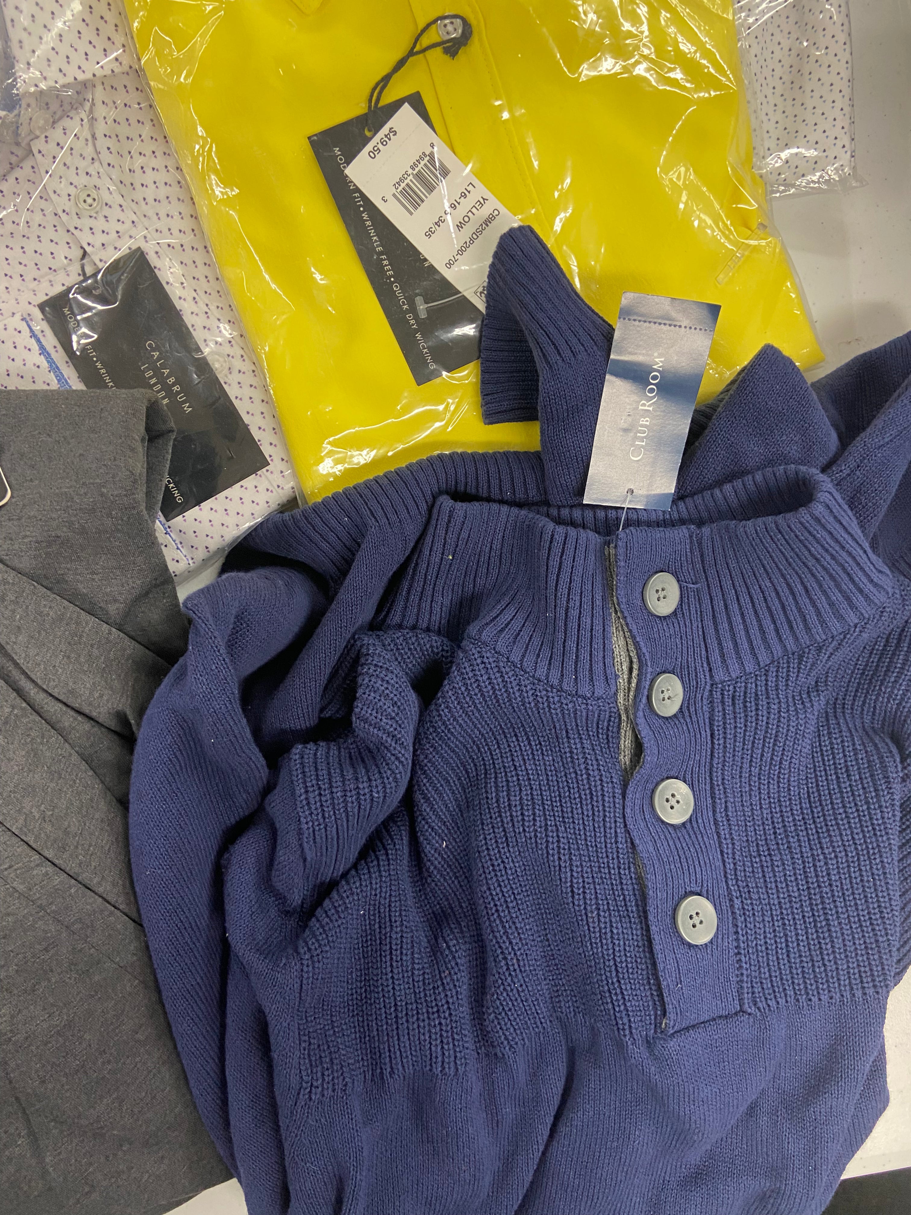 Men's Clothing Sweaters, Button-down Shirts & Others Wholesale Lot, CALVIN KLEIN, PENDLETON, CALABRUM, CLUB ROOM, and more, 15 items, Shelf Pulls, MSRP $859