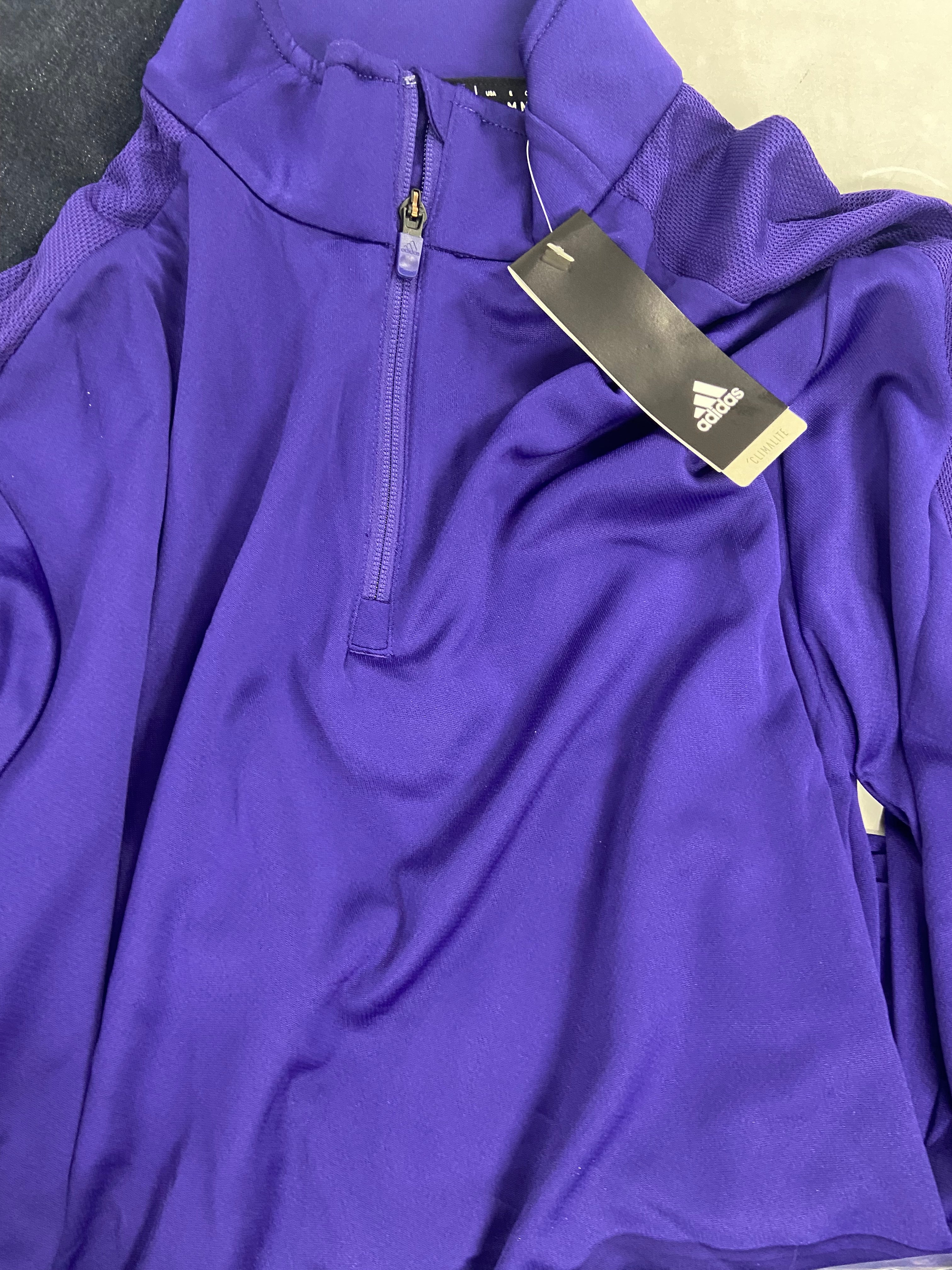 Men's Clothing Bottoms & Tops Wholesale Lot, PUMA, ADIDAS, INC and more, 8 items, Shelf Pulls, MSRP $484