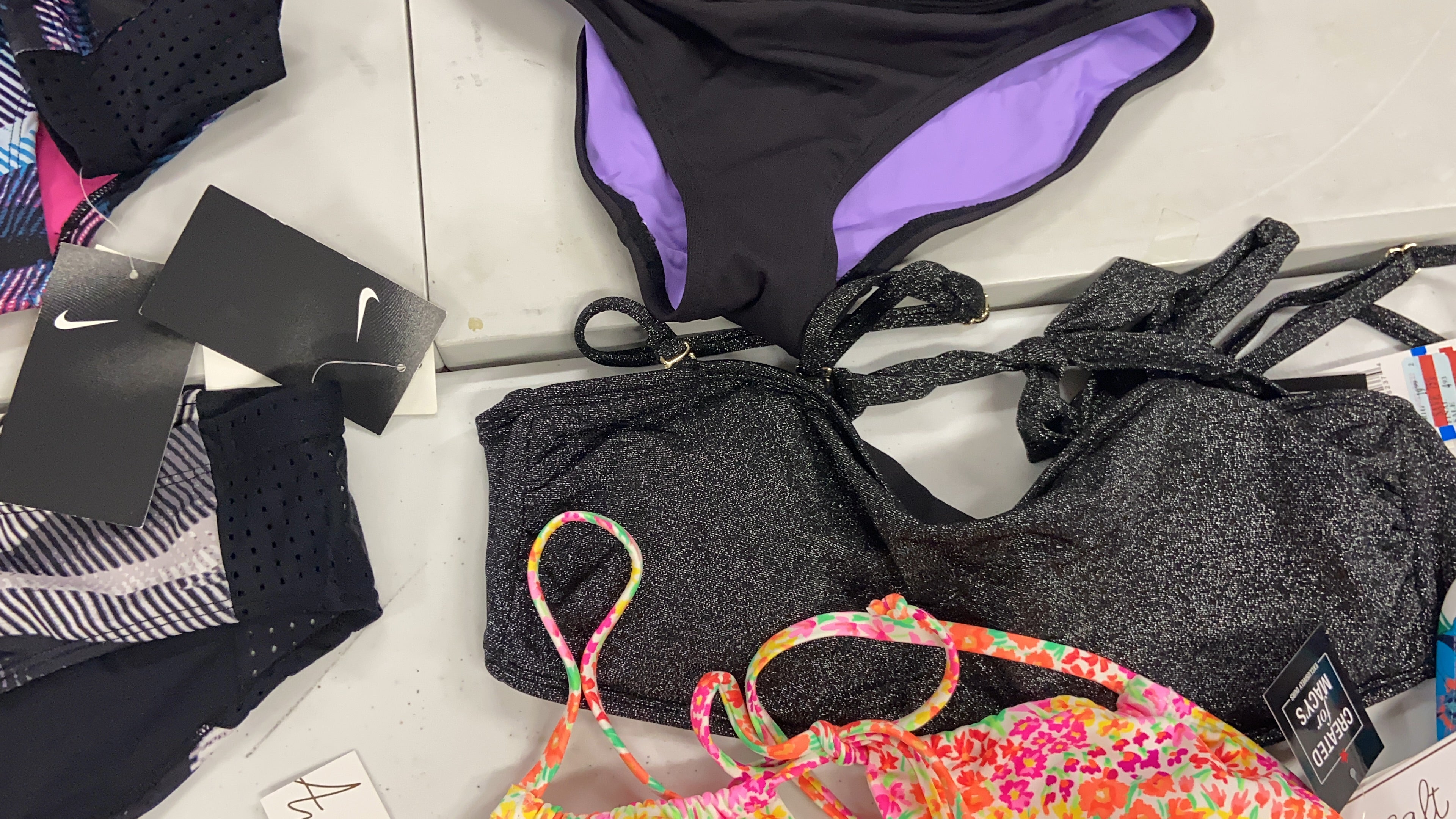 Women's Swimwear Wholesale Lot, NIKE, SWIM SOLUTIONS, SALT + COVE, ANNE COLE and more, 10 items, Shelf Pulls, MSRP $492