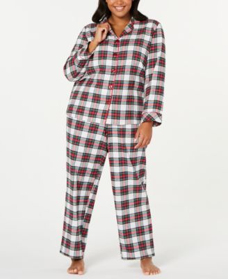 Women's Clothing Pajama Wholesale Lot, Charter Club, Muk Luks, Family PJS, Alfani and more, 17 Units, Shelf Pulls, MSRP $698.44
