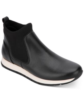 Men's Shoes ROCKPORT, KENNETH COLE , POLO RALPH LAUREN & More, 17 Units, Shelf Pulls, MSRP $2,329