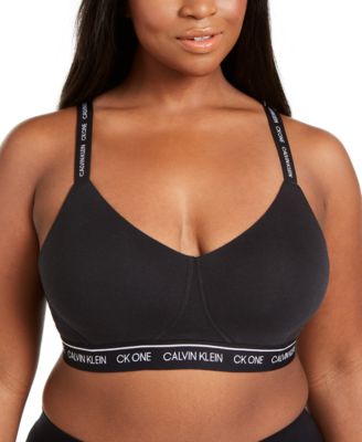 Women's Clothing Intimates CALVIN KLEIN, 15 Units, Shelf Pulls, MSRP $471