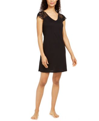 Women's Clothing Wholesale Lot TAHARI, NIKE, Calvin Klein, American Apparel, KASPER, IDEOLOGY, KILO BRAVA, GIANNI BINI,  CHARTER CLUB, Alfani and more, 26 Units, Shelf Pulls, MSRP $1,329.99