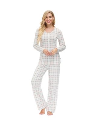 Women's Clothing Pajama Wholesale Lot, FLORA, Hanes, MISS ELAINE, HARTER CLUB, FAMILY PJS and more, 27 Units, Shelf Pulls, MSRP $1,095