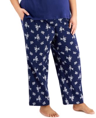 Women's Clothing Pajama Wholesale Lot, Lauren Ralph Lauren, Tommy Hilfiger, Charter Club, Family Pajamas, Muk Luks, Hanes and more, 14 Units, Shelf Pulls, MSRP $658.98
