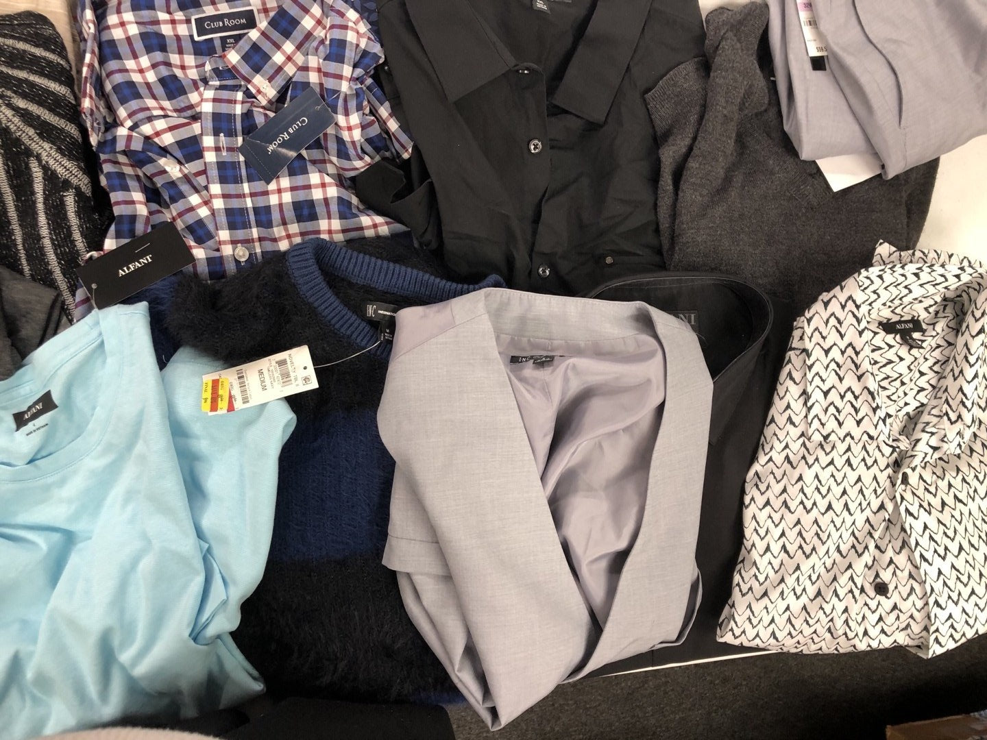 Men's Clothing American Apparel, Alfani, Club Room and more, 35 Units, Shelf Pulls, MSRP $1,516