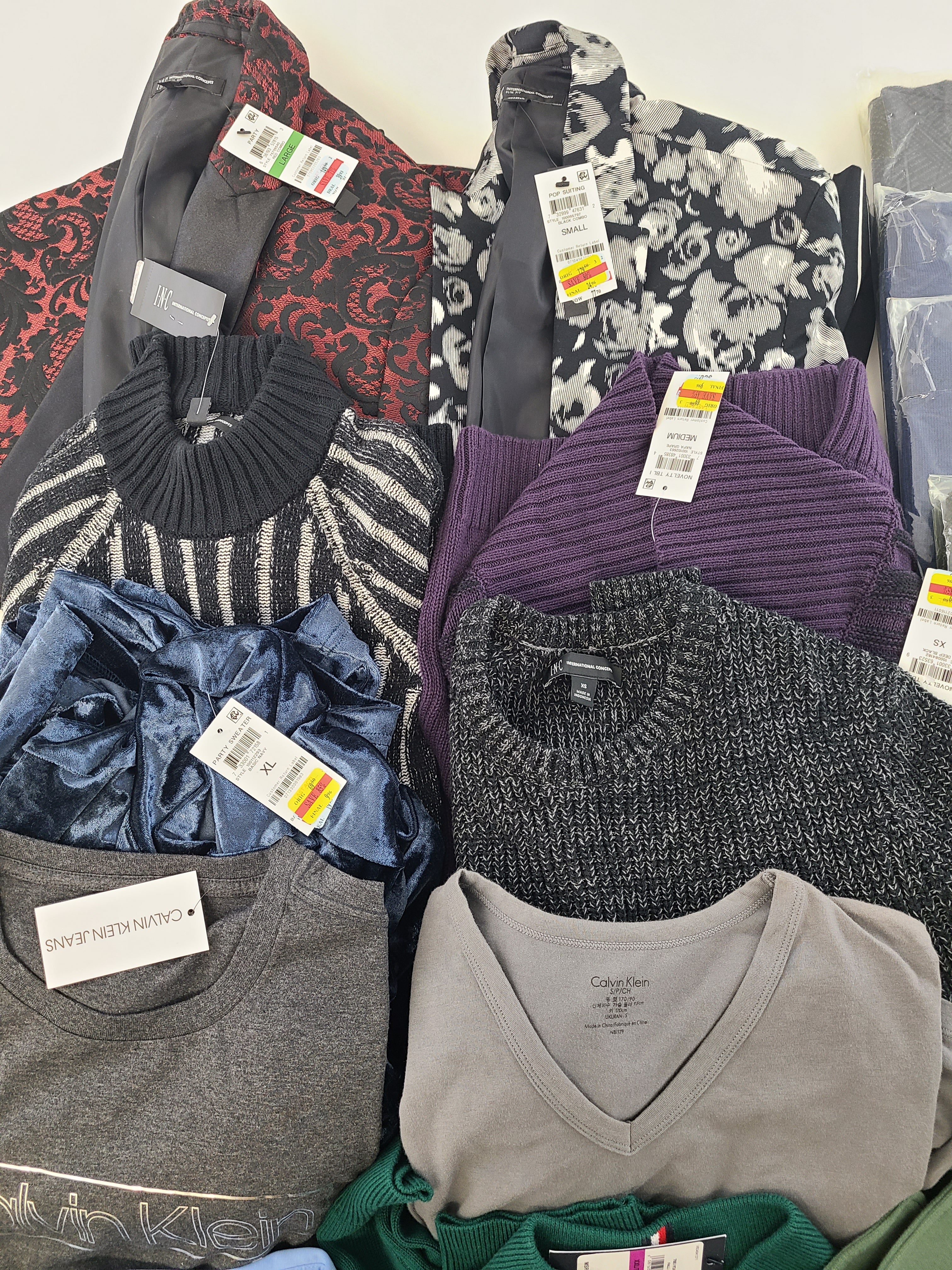 Men's Clothing Wholesale Lot Polo Ralph Lauren, CALVIN KLEIN, TOMMY HILFIGER, Tasso Elba, AMERICAN APPAREL, Club Room, ALFANI and more, 25 Units, Shelf Pull, MSRP $1,844.50