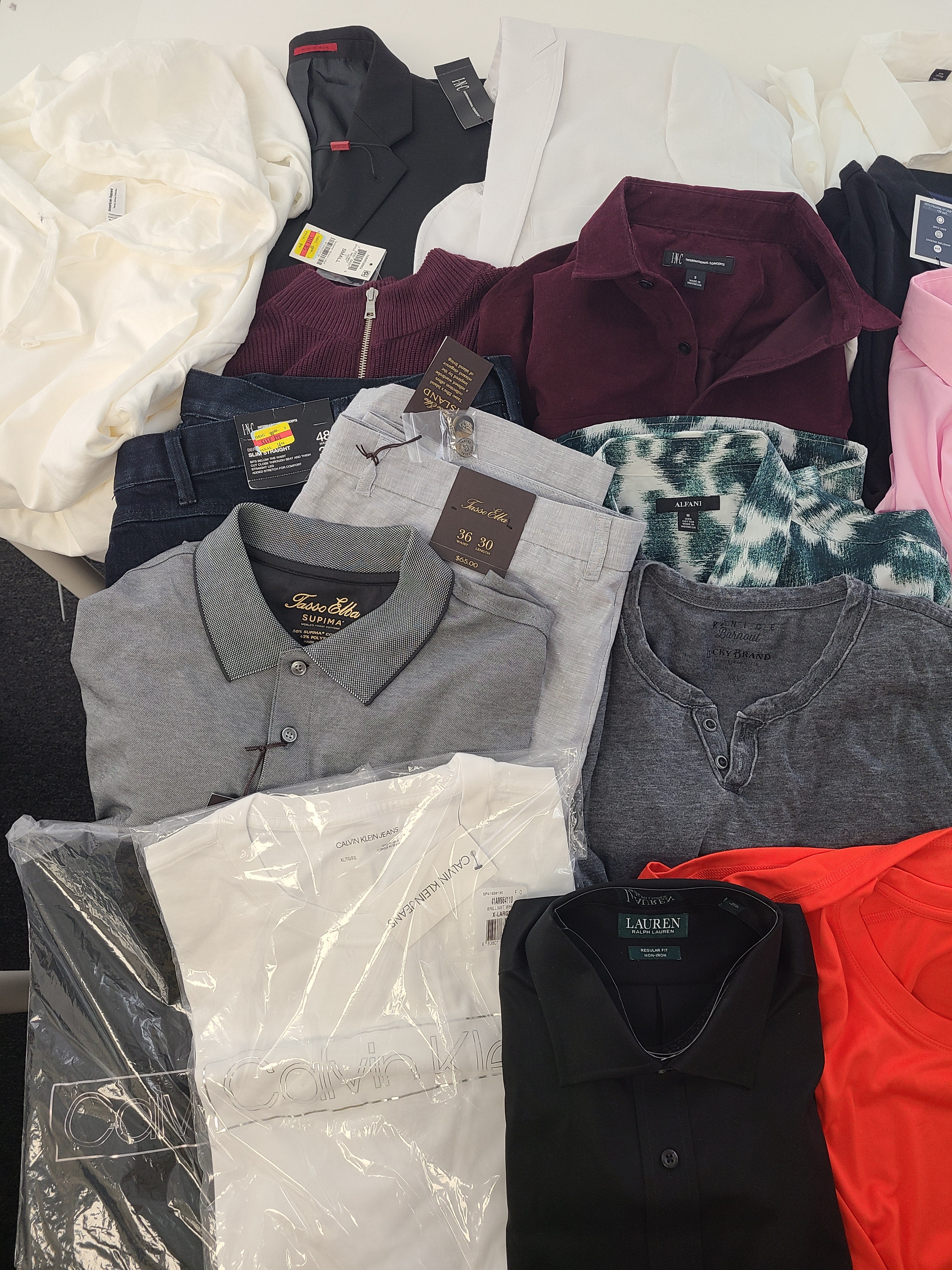Men's Clothing Wholesale Lot Lauren Ralph Lauren, Calvin Klein, Lucky Brand, Adidas, Tasso Elba, American Apparel, Club Room, INC and more, 25 Units, Shelf Pulls, MSRP $1,801.00