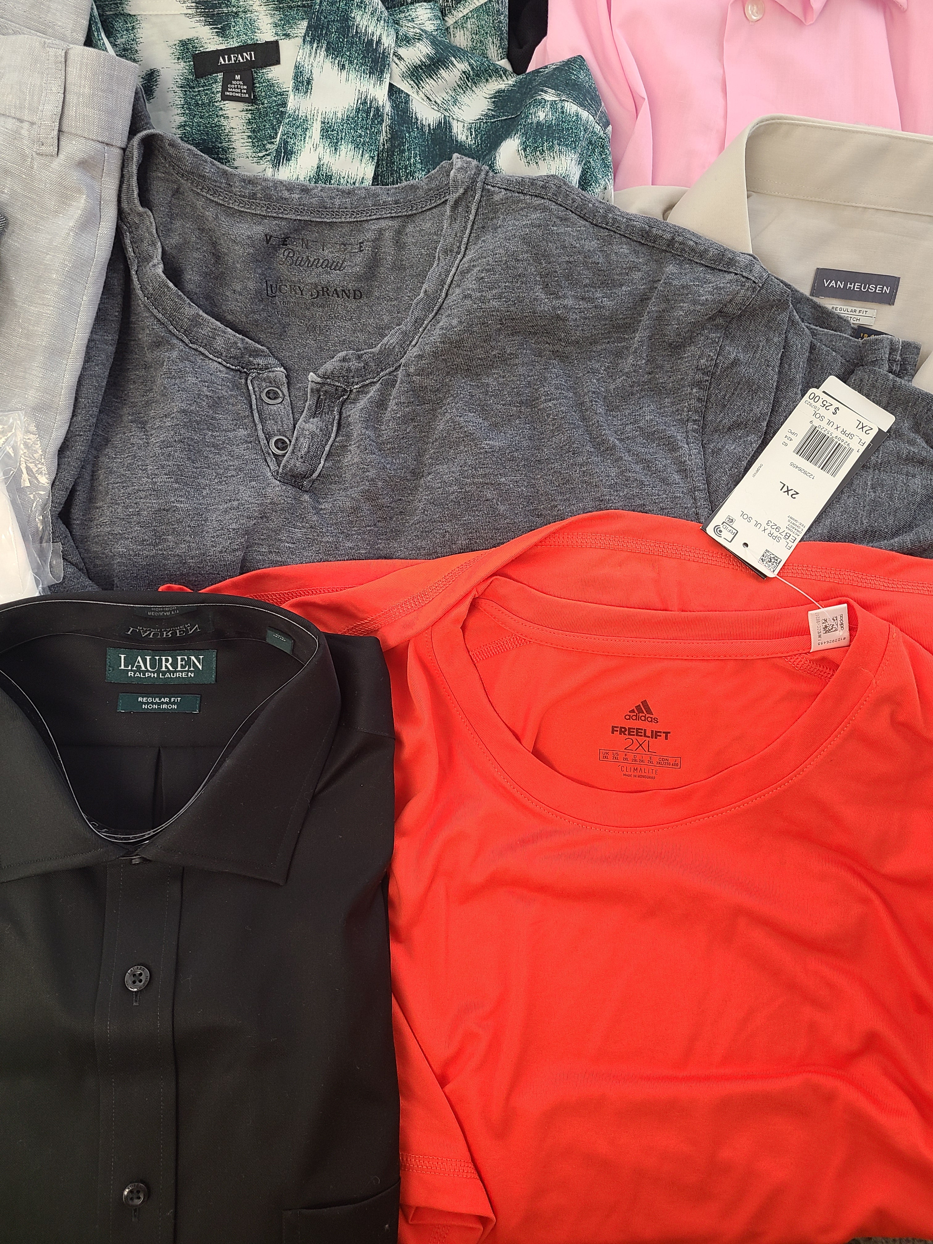 Men's Clothing Wholesale Lot Lauren Ralph Lauren, Calvin Klein, Lucky Brand, Adidas, Tasso Elba, American Apparel, Club Room, INC and more, 25 Units, Shelf Pulls, MSRP $1,801.00