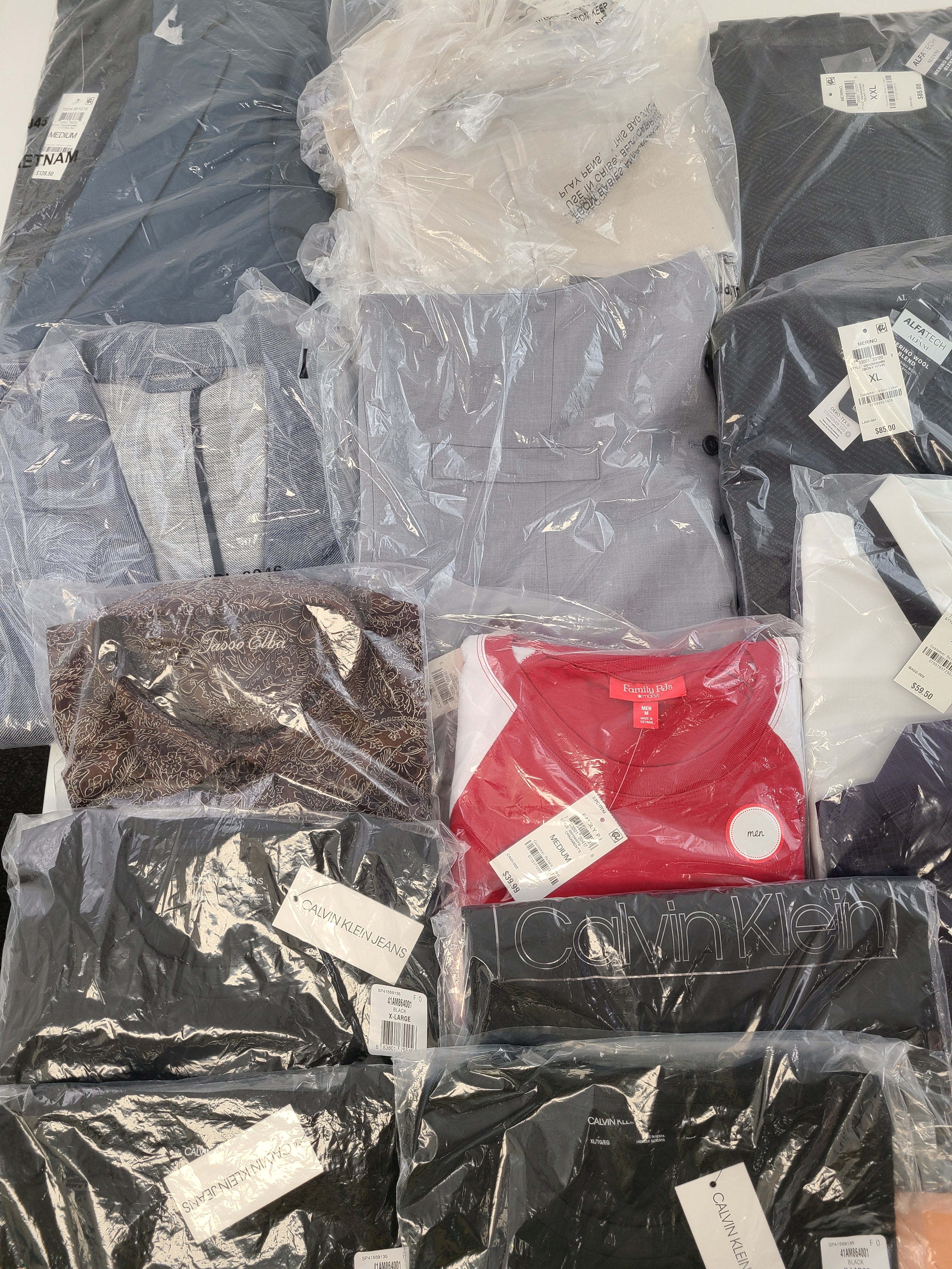 Men's Clothing Wholesale Lot Calvin Klein, Tasso Elba, Club Room, INC, Alfani and more, 25 Units, New, MSRP $1,756.49