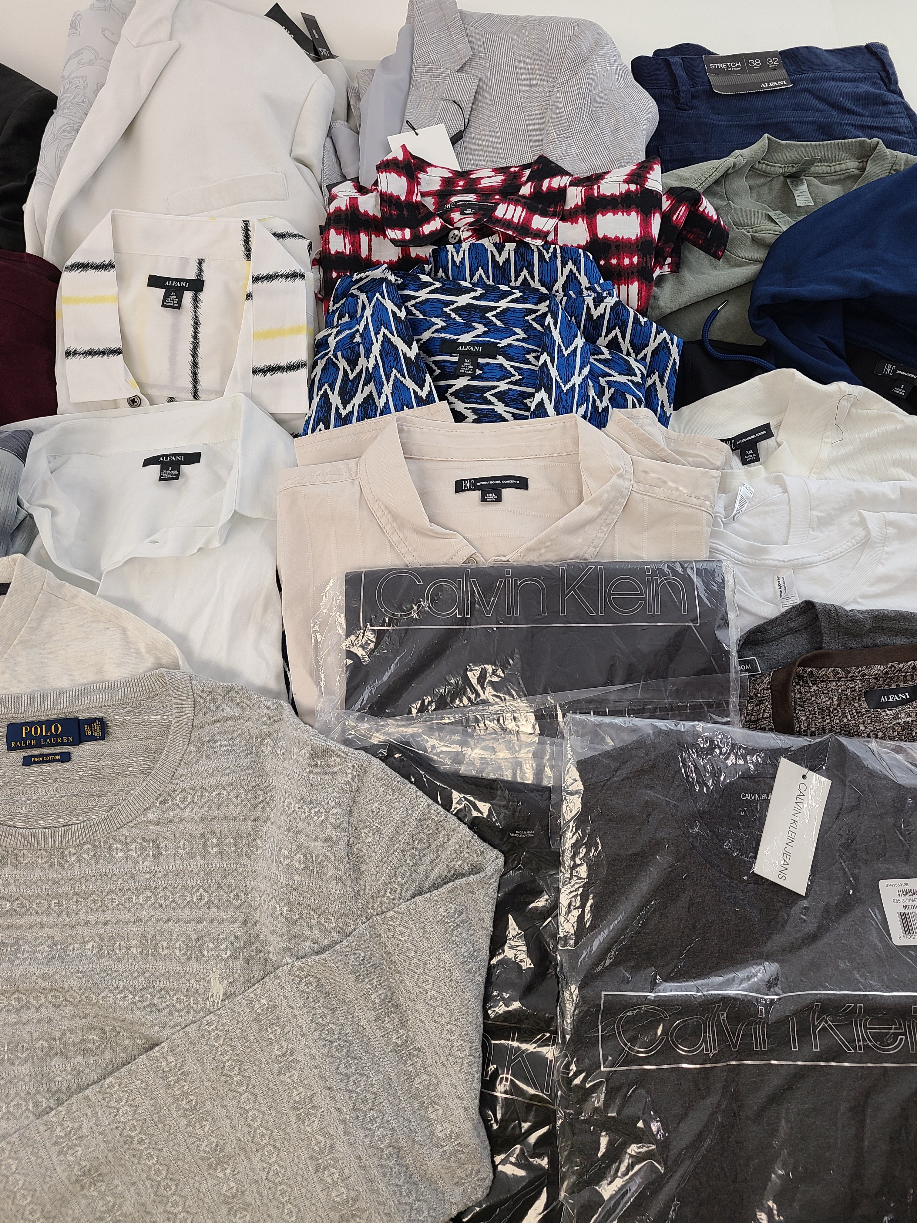 Men's Clothing Wholesale Lot Polo Ralph Lauren, Calvin Klein, Original Penguin, Tasso Elba, American Apparel, Bar lll, INC and more, 25 Units, Shelf Pulls, MSRP $1,661.95