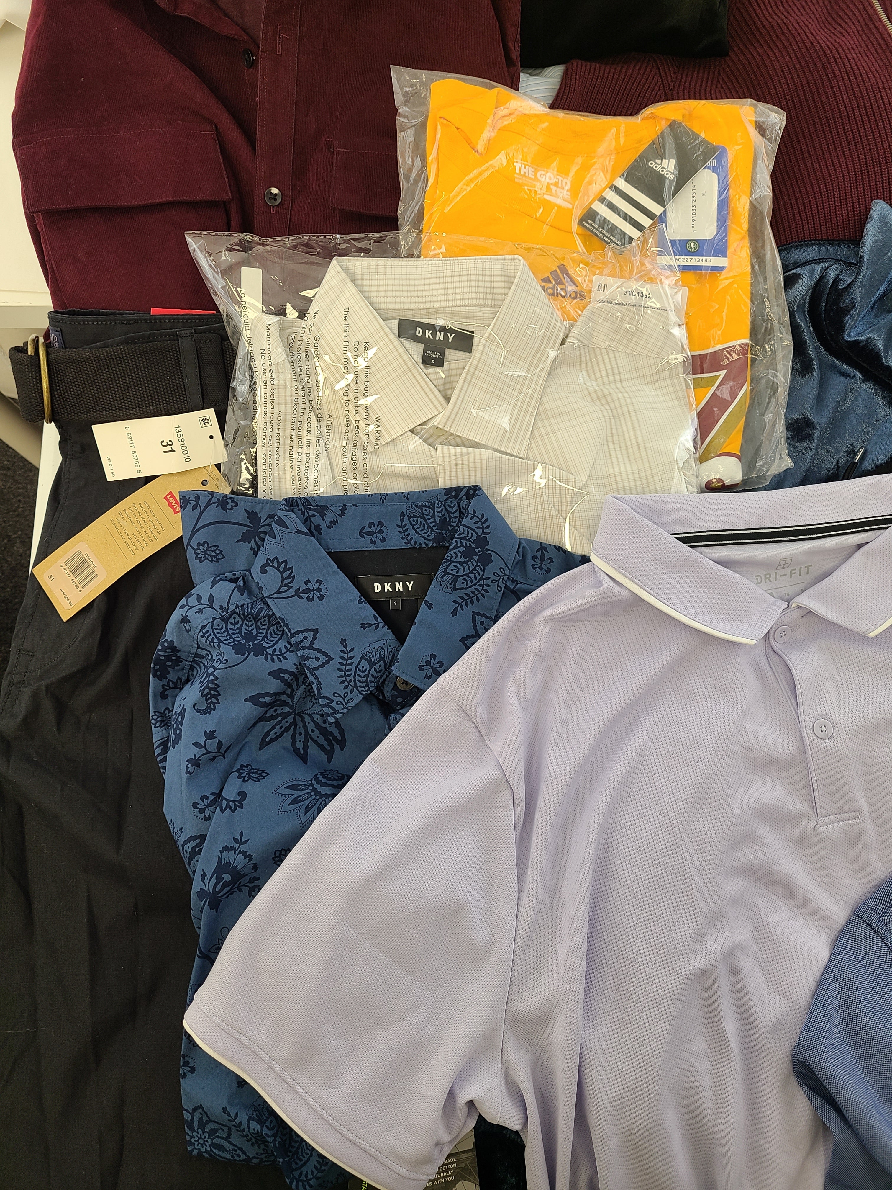Men's Clothing Wholesale Lot Levi's, Nike, DKNY, Adidas, Guess, Tasso Elba, American Apparel, Club Room, INC and more, 25 Units, Shelf Pulls, MSRP $1,632.99