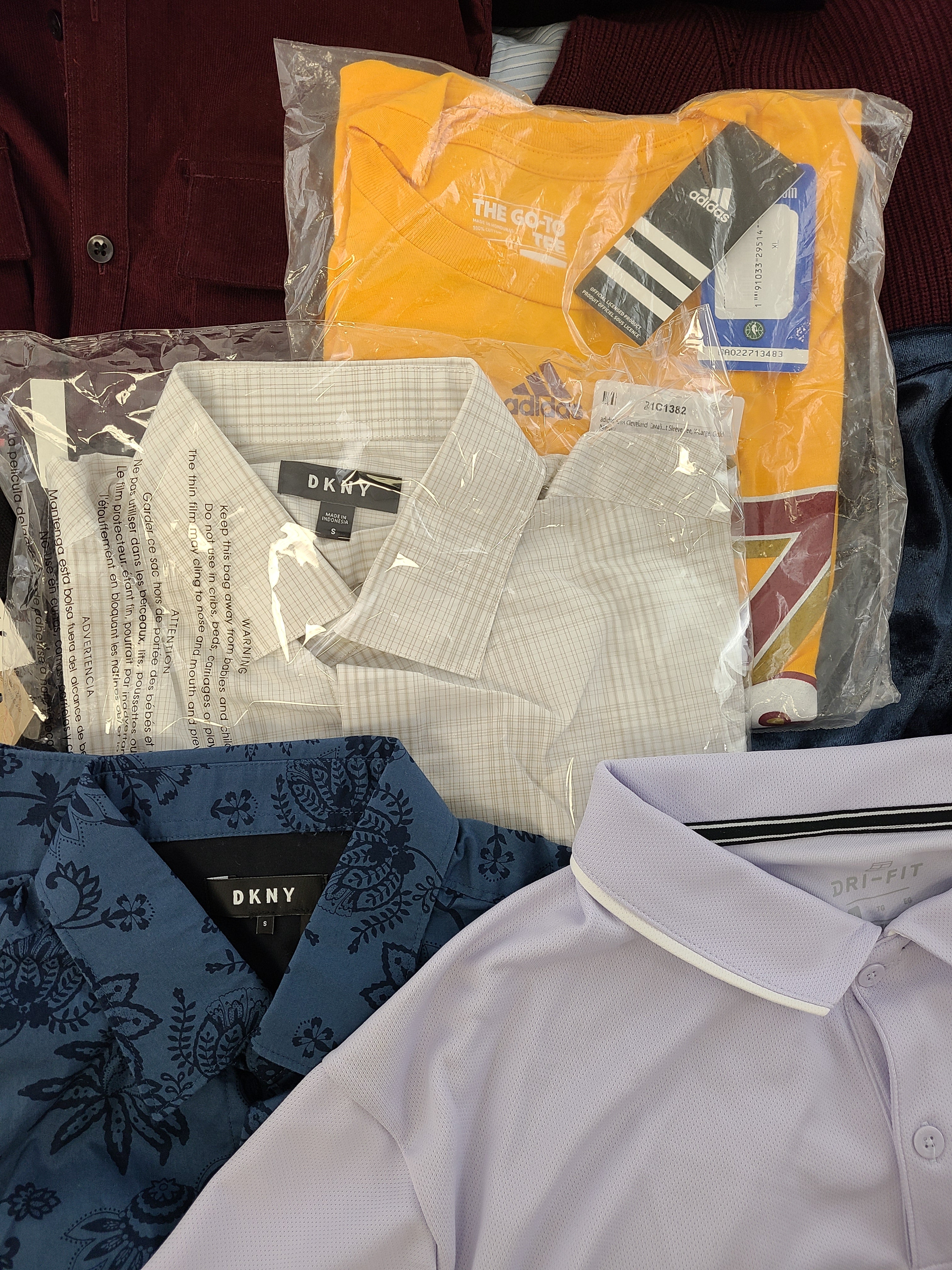 Men's Clothing Wholesale Lot Levi's, Nike, DKNY, Adidas, Guess, Tasso Elba, American Apparel, Club Room, INC and more, 25 Units, Shelf Pulls, MSRP $1,632.99