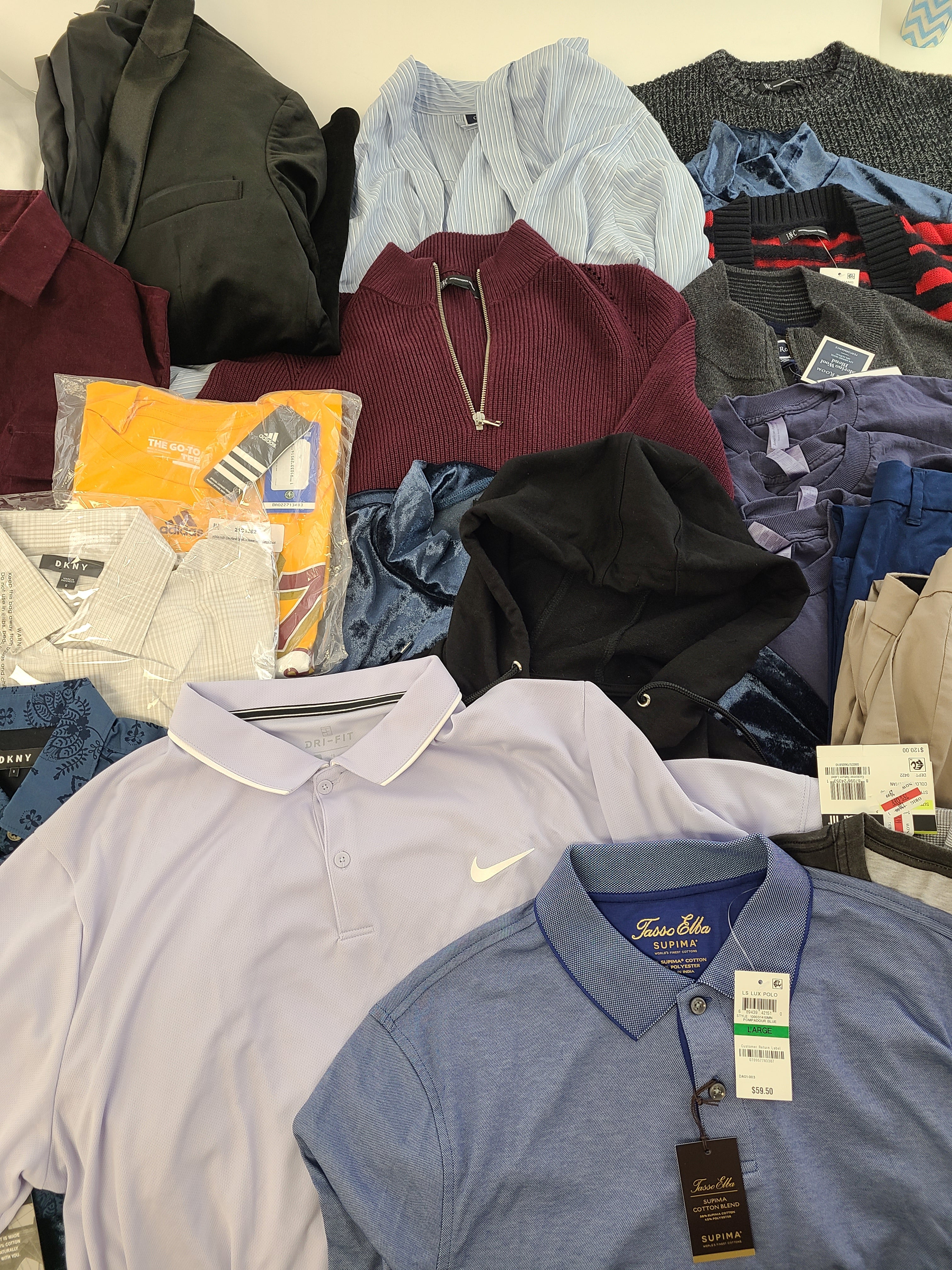 Men's Clothing Wholesale Lot Levi's, Nike, DKNY, Adidas, Guess, Tasso Elba, American Apparel, Club Room, INC and more, 25 Units, Shelf Pulls, MSRP $1,632.99