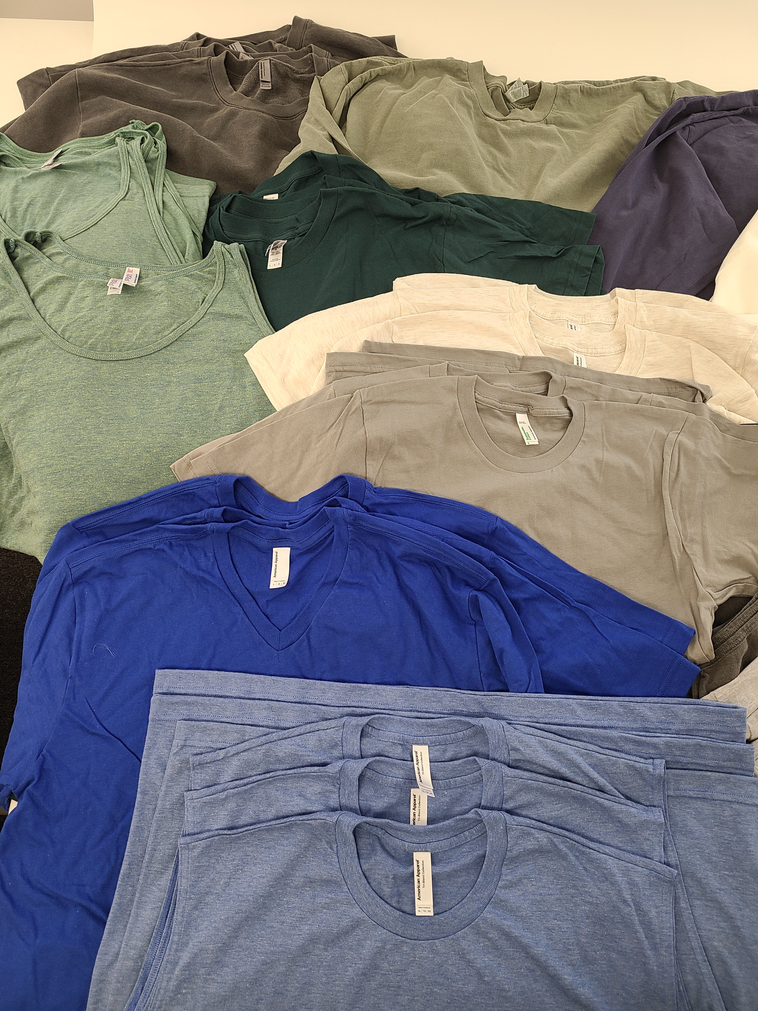 Men's Clothing Wholesale Lot American Apparel, 44 Units, Shelf Pulls, MSRP $1,062.00