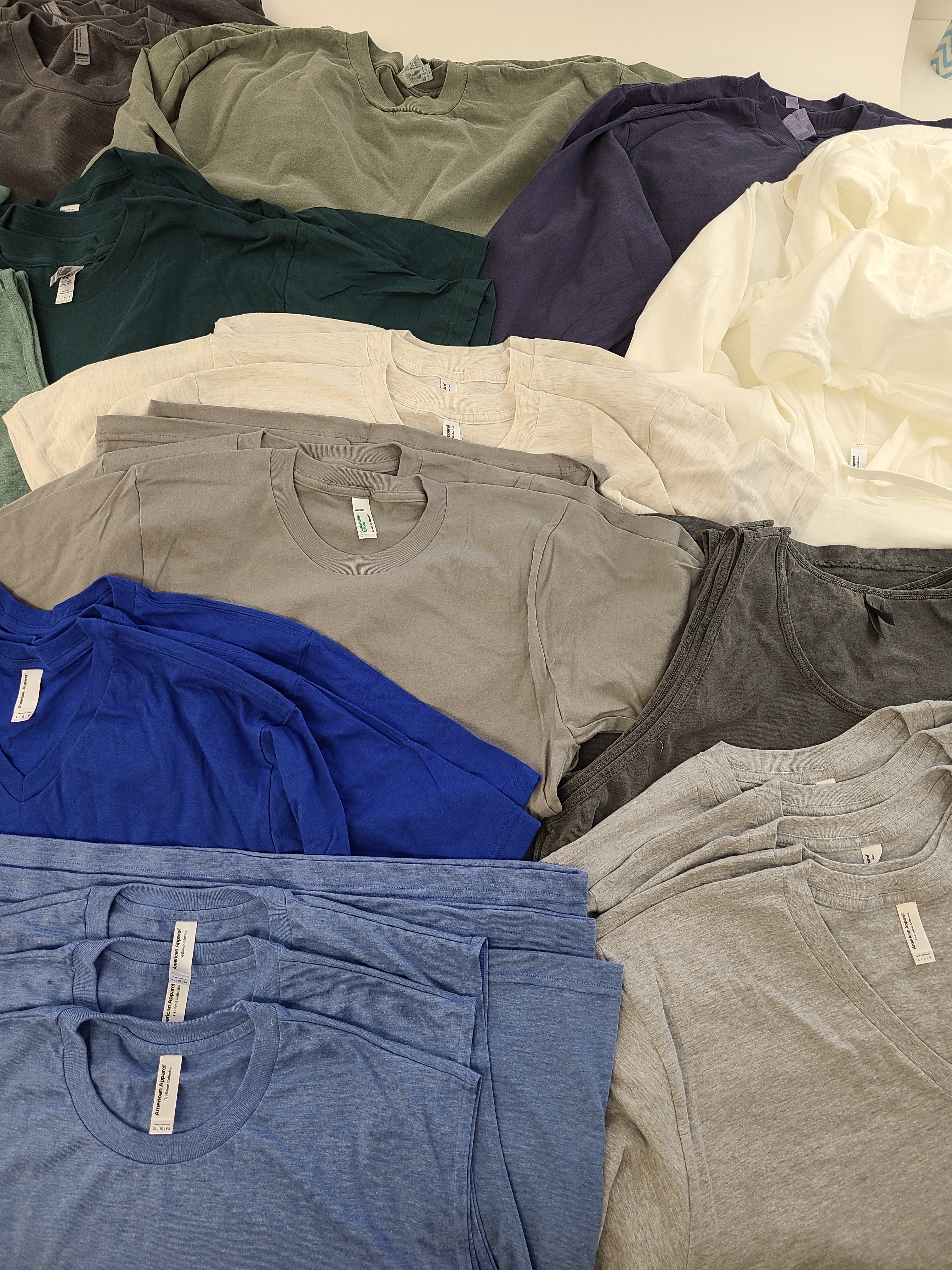 Men's Clothing Wholesale Lot American Apparel, 44 Units, Shelf Pulls, MSRP $1,062.00