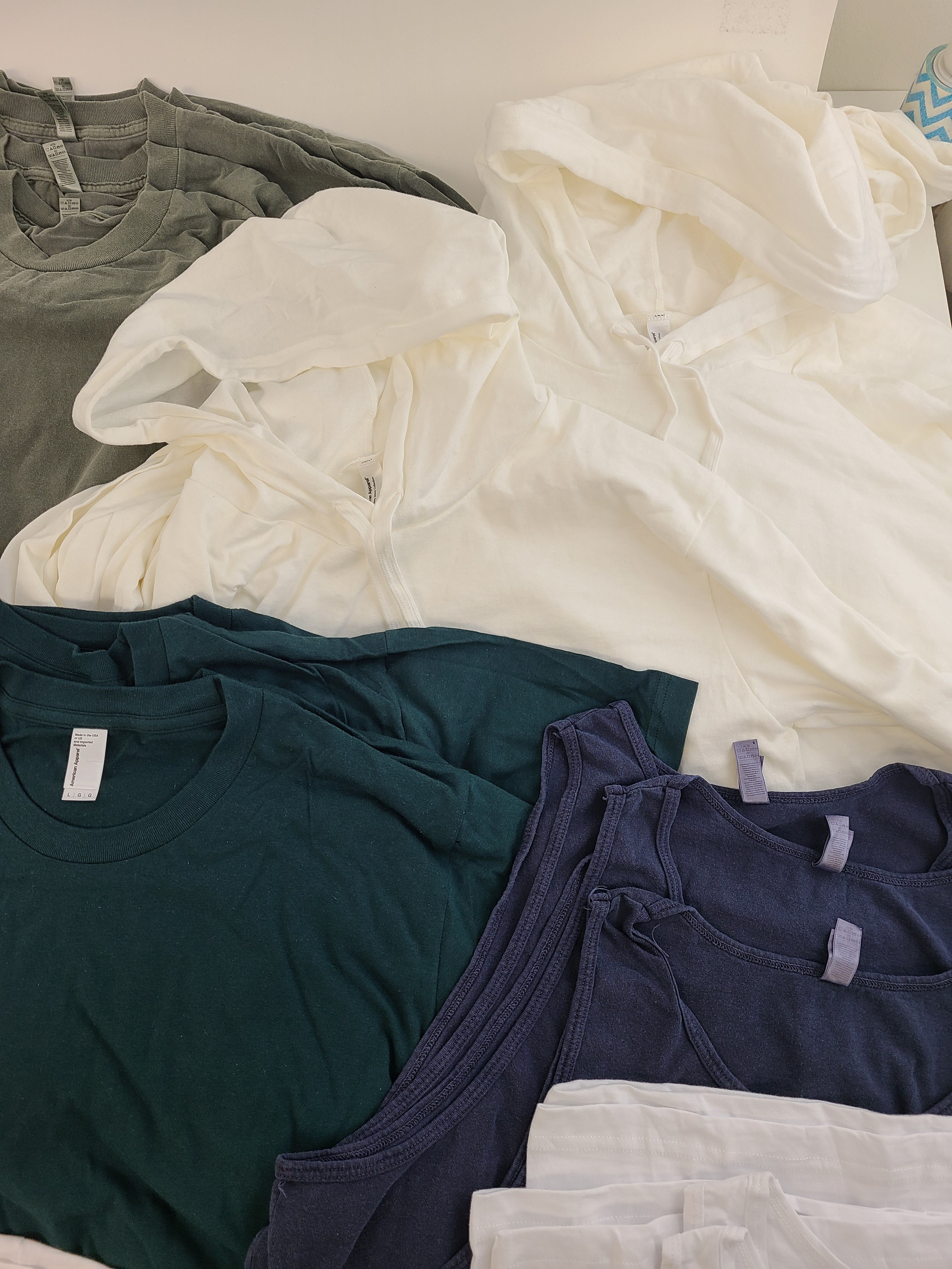 Men's Clothing Wholesale Lot American Apparel, 43 Units, Shelf Pulls, MSRP $1,028.00