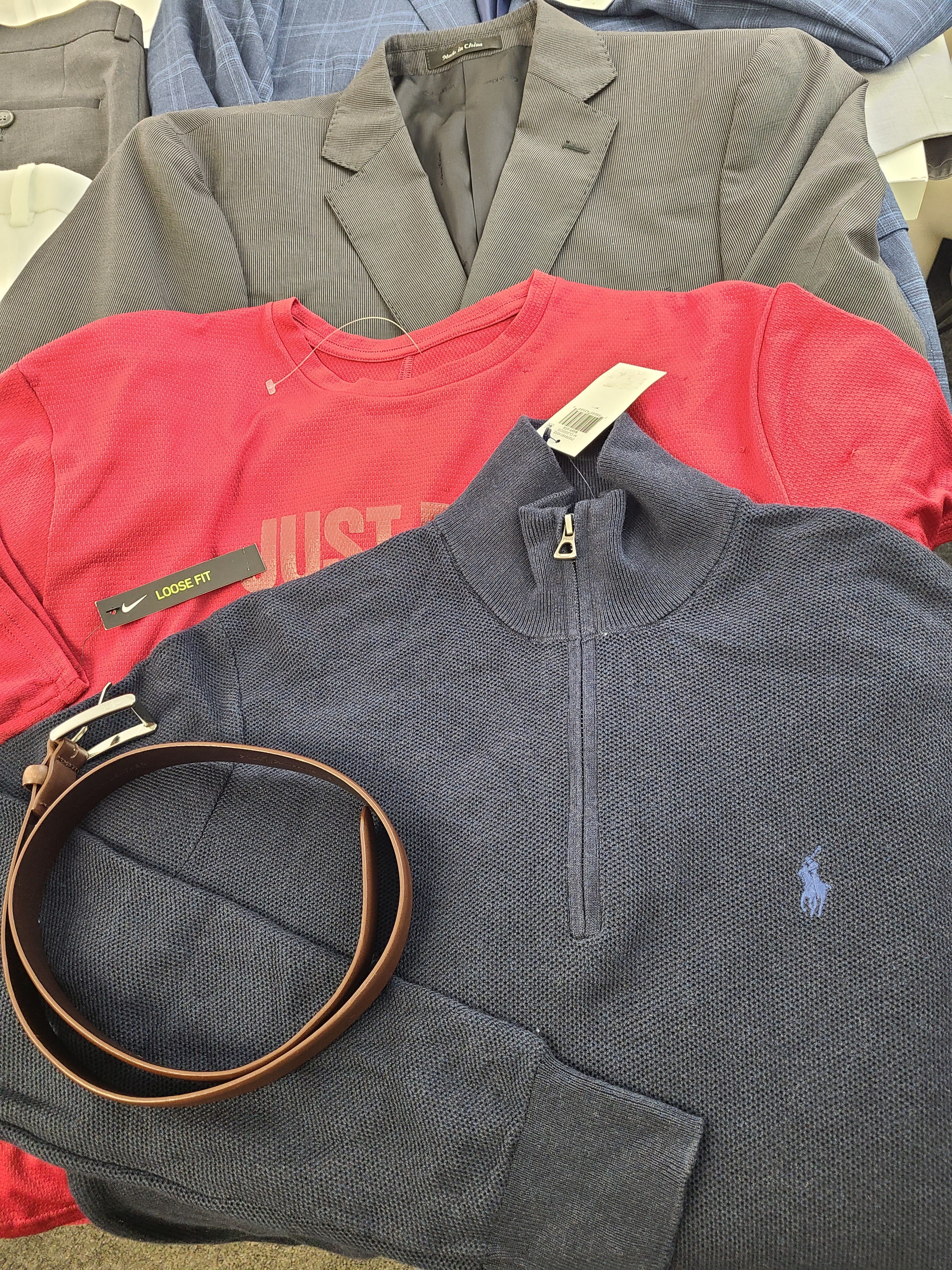 Men's Clothing Wholesale Lot Polo Ralph Lauren, Michael Kors, Calvin Klein, Nike, Eagle, Ryan Seacrest, Club Room, INC, Alfani and more, 23 Units, Customer Returns, MSRP $1,629.50