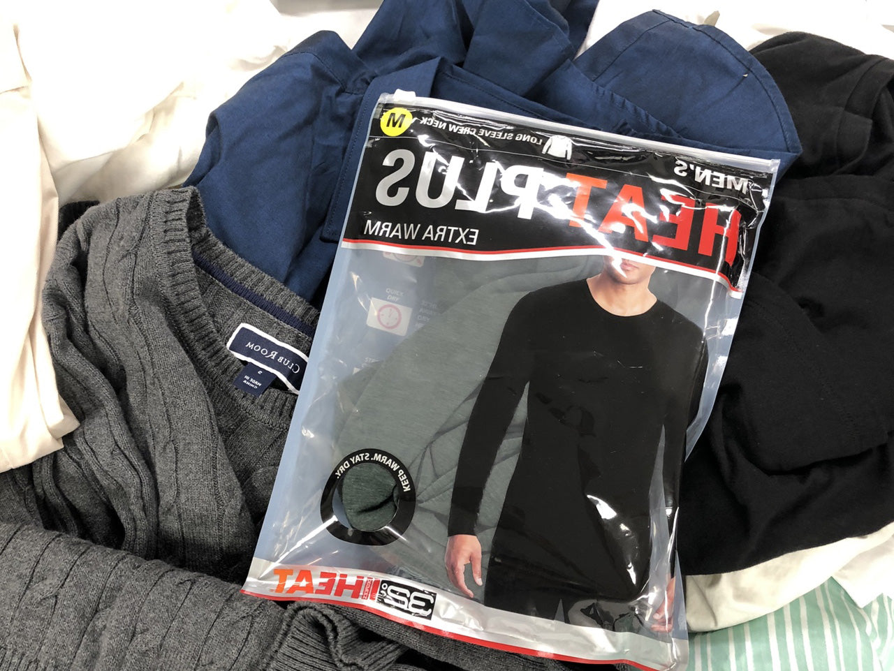Men's Clothing Calvin Klein, DKNY, Tommy Hilfiger, American Apparel, Club Room, Tasso Elba, 32 Degrees, Alfani, INC and more, 28 Units, Shelf Pulls, MSRP $1,504.50