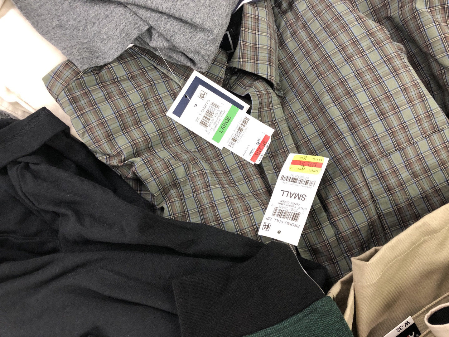 Men's Clothing Calvin Klein, Michael Kors, Polo Ralph Lauren, American Apparel, Alfani, INC and more, 24 Units, Shelf Pulls, MSRP $1,552