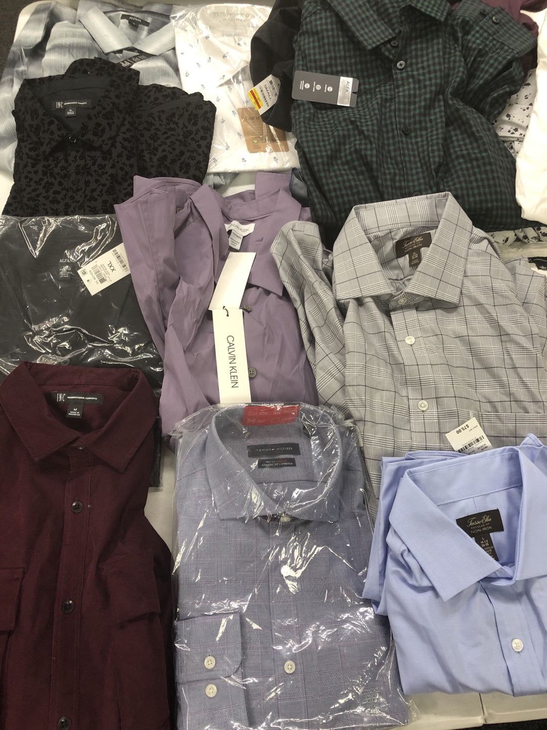 Men's Clothing Polo Ralph Lauren, Calvin Klein, Tommy Hilfiger, Tasso Elba, Alfani, INC and more, 25 Units, Shelf Pulls, MSRP $1,602.49