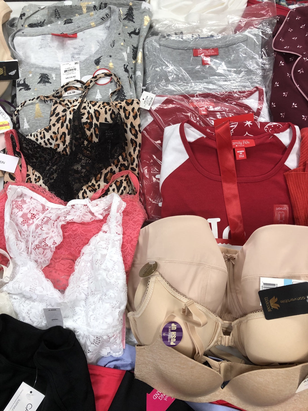 Women's Intimate & Sleepwear Wholesale Lot CALVIN KLEIN, DKNY, BALI, MAIDENFORM, WACOAL, SCULPTRESS, CHARTER CLUB, SPANX, JOCKEY, JENNI and more, 54 Units, Shelf Pulls, MSRP $1,783.84
