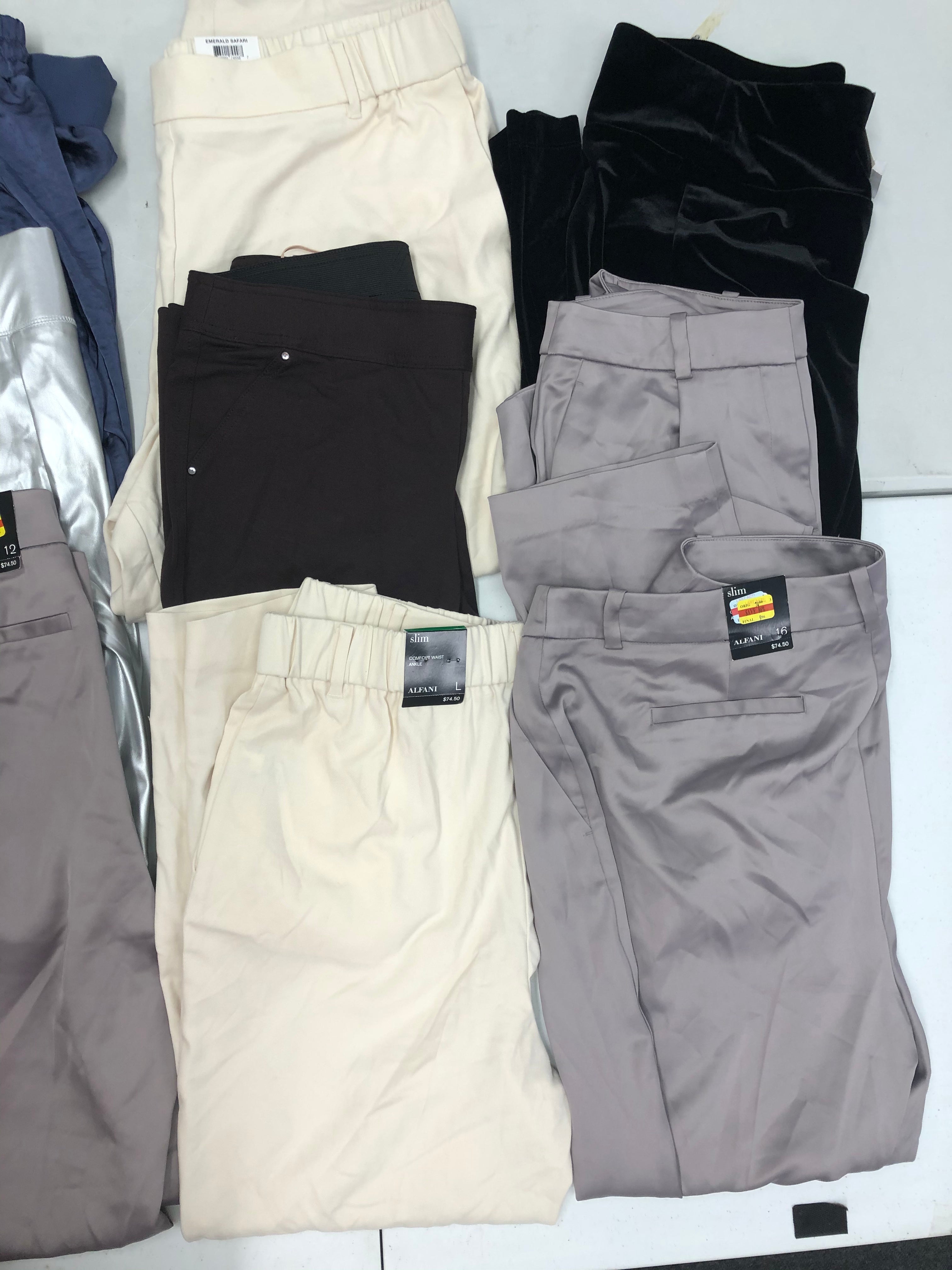 Womens' Clothing Pants Wholesale Lot, Alfani, INC 10 Units, Shelf Pulls, MSRP $700