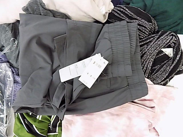 Women's Clothing Calvin Klein, NIKE, Crave Fame, Alfani, Bar III, Ideology and more, 31 Units, Shelf Pulls, MSRP $1,380