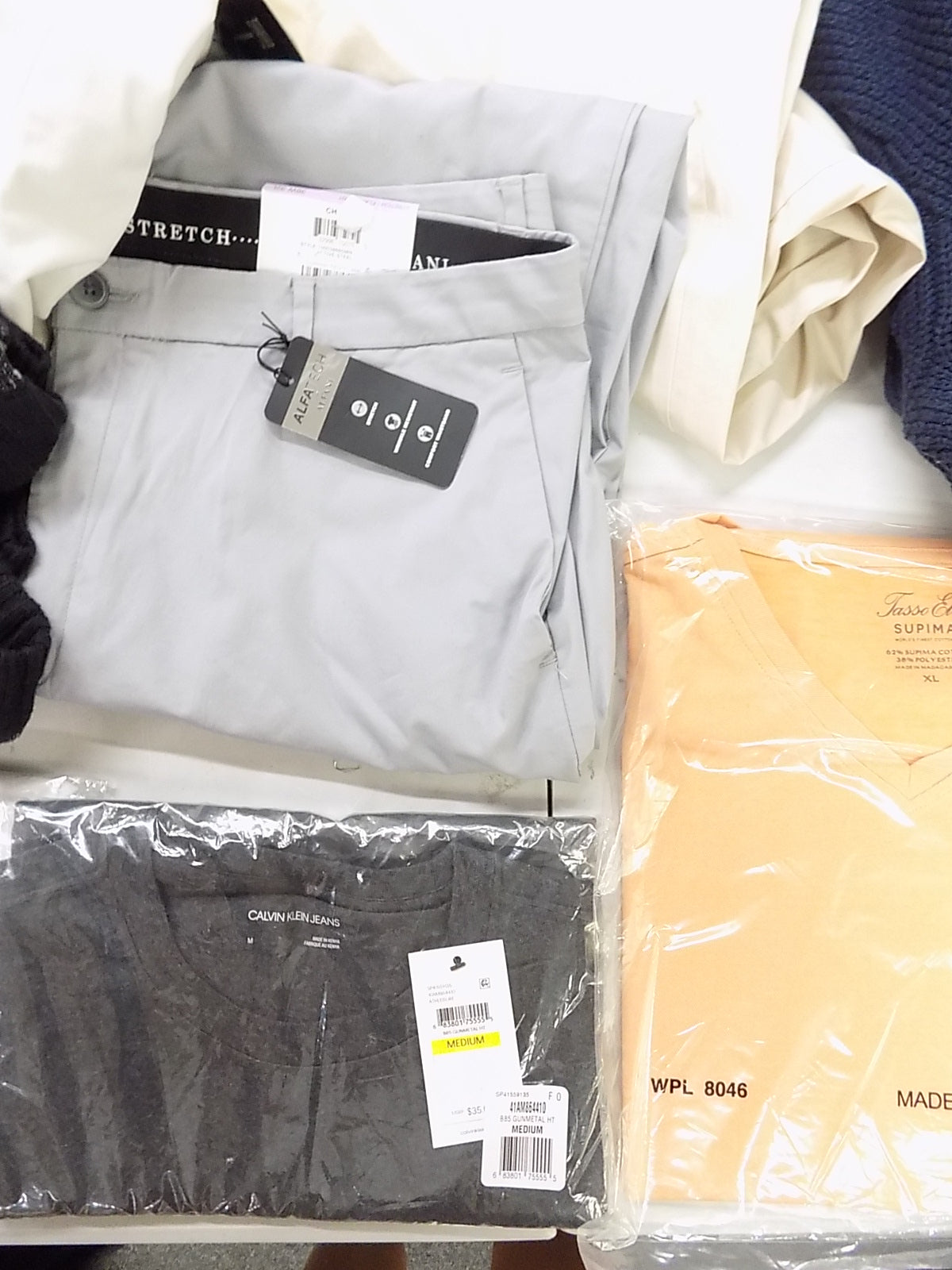 Men's Clothing Tommy Hilfiger, Calvin Klein, Tasso Elba, Alfani, INC and more, 14 Units, Shelf Pulls, MSRP $1,030.50