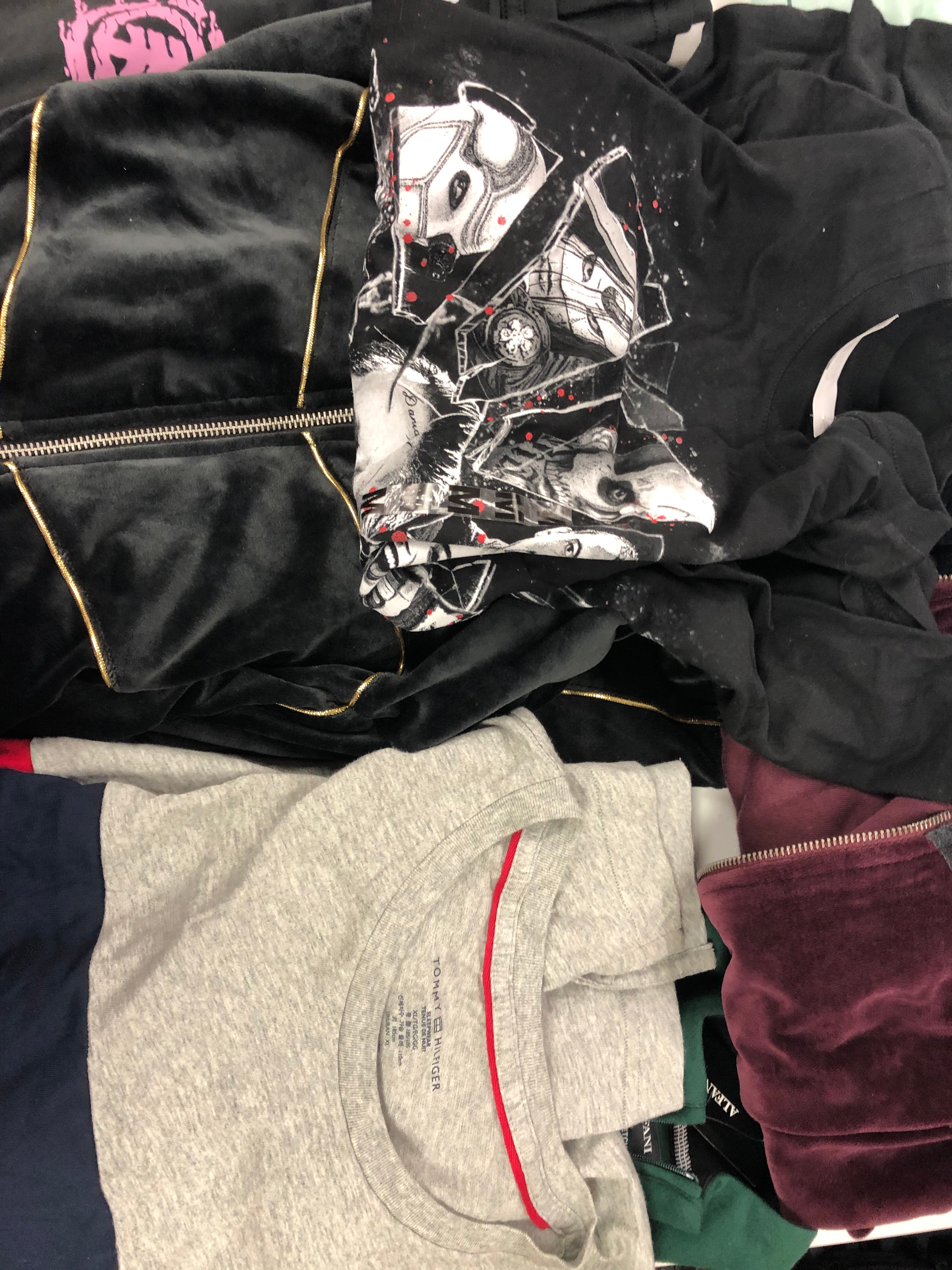 Men's Clothing Calvin Klein, Tommy Hilfiger, NIKE, Tasso Elba, Alfani, INC and more, 17 Units, Shelf Pulls, MSRP $1,553.50