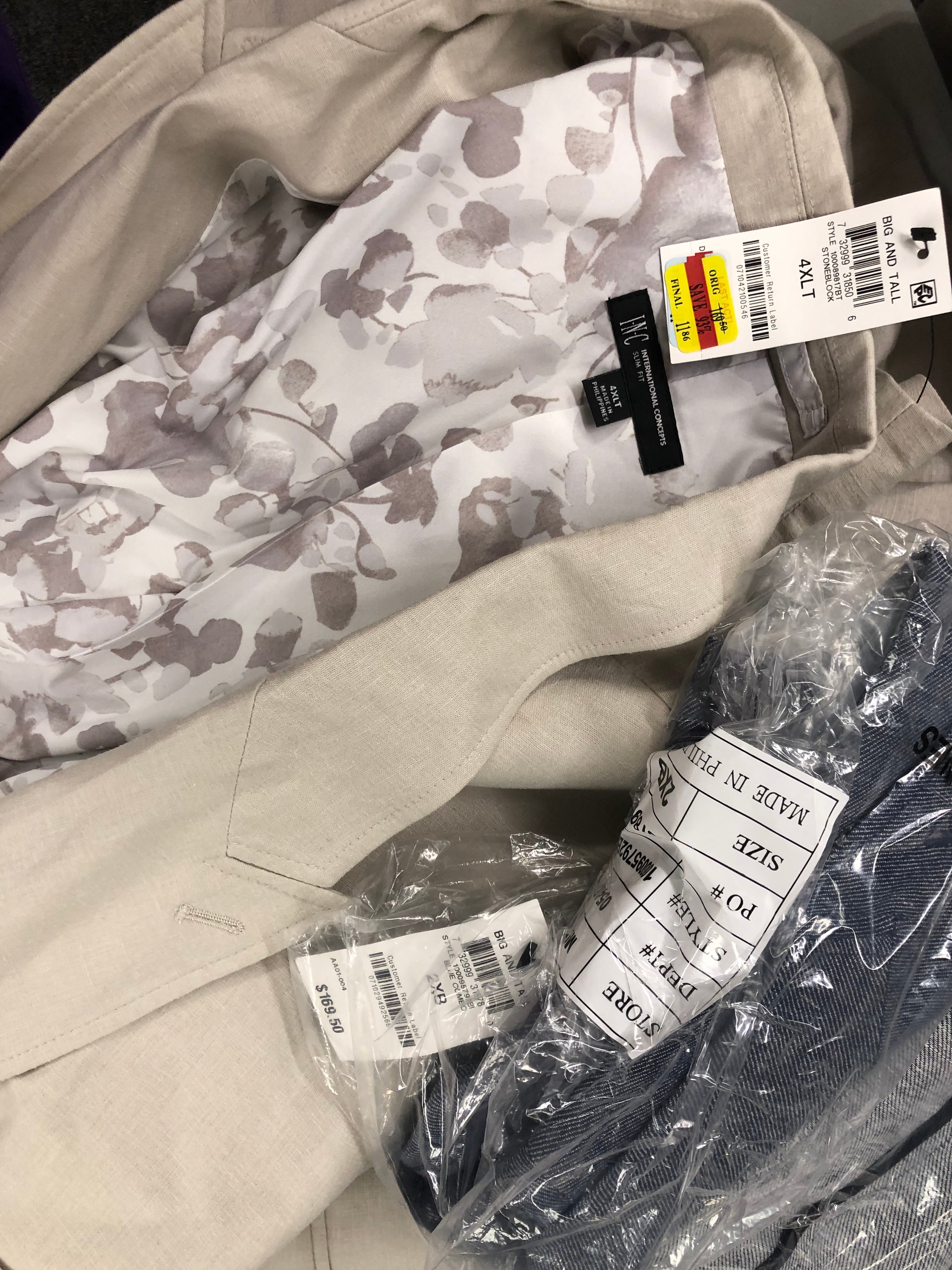 Men's Clothing Calvin Klein, Tommy Hilfiger, NIKE, Tasso Elba, Alfani, INC and more, 17 Units, Shelf Pulls, MSRP $1,553.50