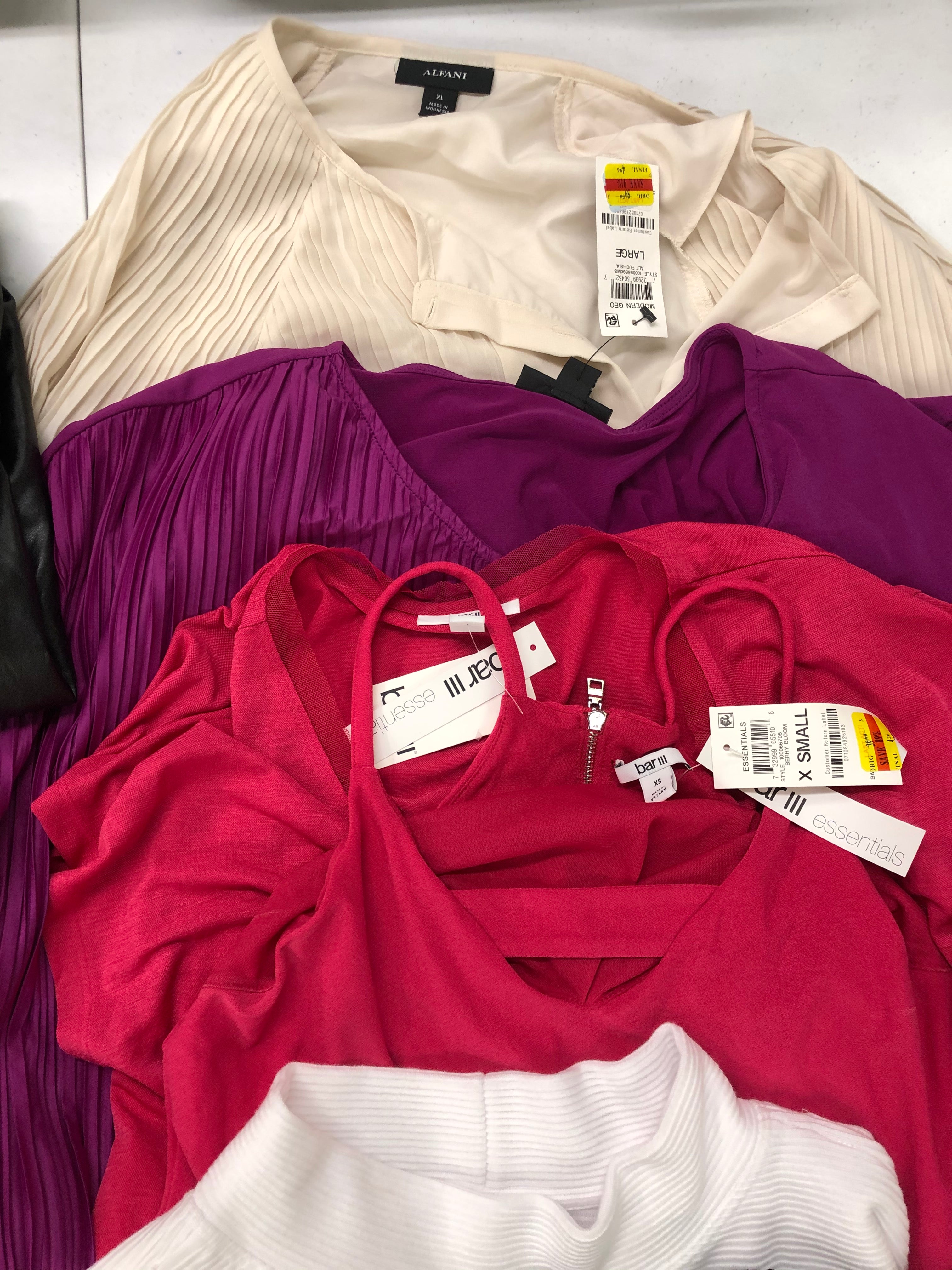Women's Clothing Wholesale Lot LAUREN RALPH LAUREN, NIKE, CALVIN KLEIN, DKNY, 32 Degrees, ALFANI, Ideology and more, 25 Units, Shelf Pulls, MSRP $1,519.25