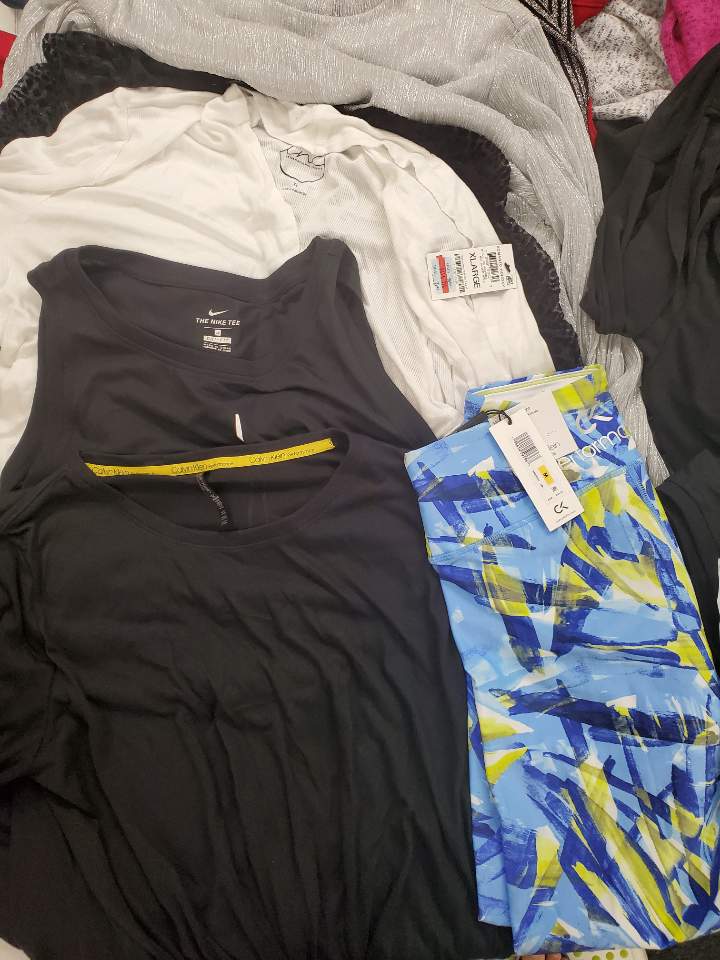 Women's Clothing Wholesale Lot CALVIN KLEIN, Nike, VINCE CAMUTO, KENDALL + KYLIE, 32 DEGREES, ALFANI and more, 25 Units, Shelf Pulls, MSRP $1,486.50