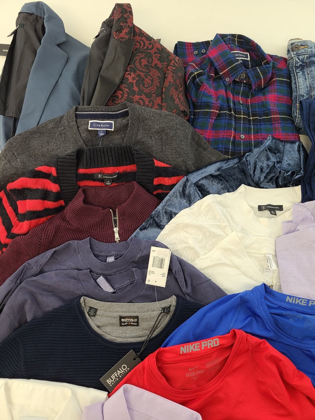 Men's Clothing Wholesale Lot Tommy Hilfiger, Calvin Klein, Nike, Buffalo Jeans, Vince Camuto, American Apparel, Alfani, Club Room, and more, 25 Units, Shelf Pulls, MSRP $1,635.00