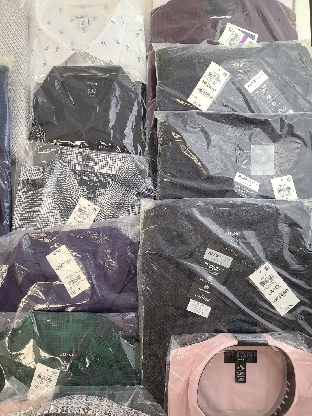Men's Clothing Wholesale Lot Calvin Klein, Tasso Elba, Alfani, Bar lll, Club Room and more, 25 Units, New, MSRP $1,582.50