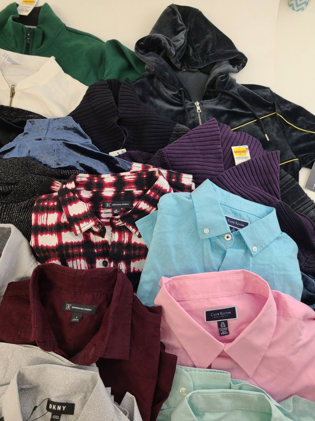 Men's Clothing Wholesale Lot Calvin Klein, DKNY, Tasso Elba, American Apparel, Club Room, INC and more, 25 Units, Shelf Pulls, MSRP $1,572.00