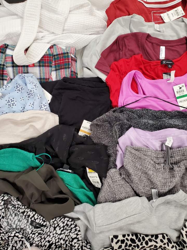 Women's Clothing Wholesale Lot NIKE, UNDER ARMOUR, Calvin Klein, Champion, KENDALL KYLIE,  IDEOLOGY, ALFANI, INC and more, 28 Units, Shelf Pulls, MSRP $1,386.45
