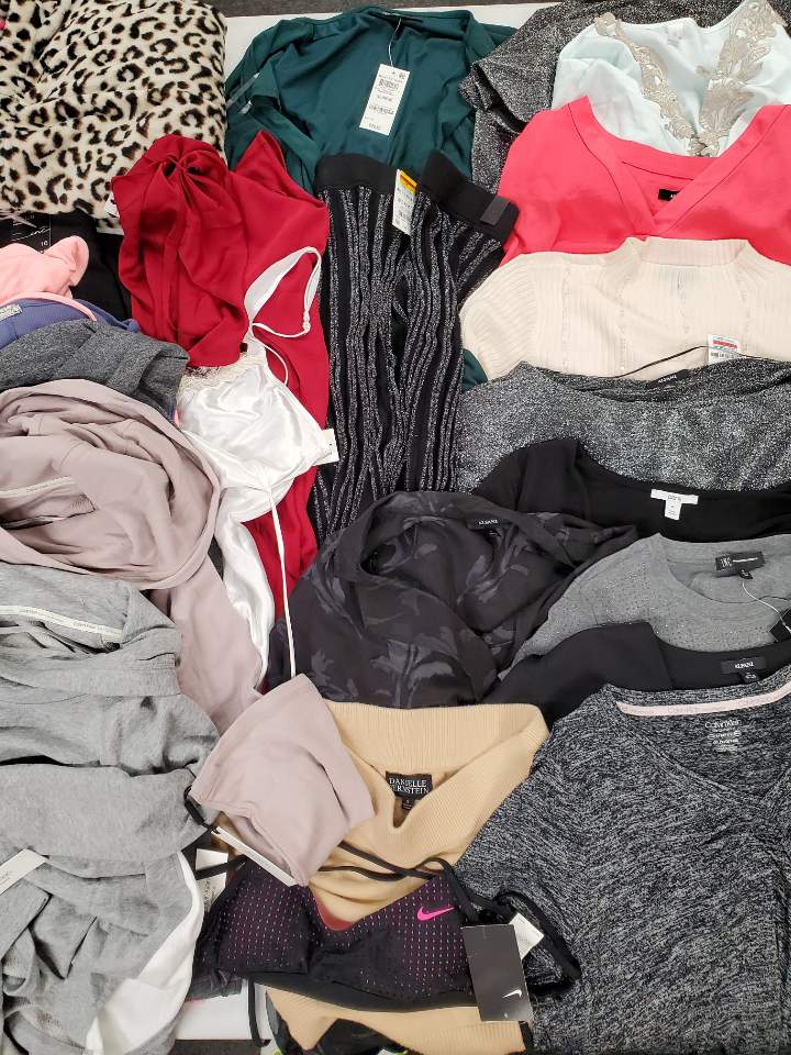 Women's Clothing Wholesale Lot Calvin Klein, NIKE, Free People, DANIELLE BERNSTEIN, Alfani, INC, IDEOLOGY and more, 24 Units, Shelf Pulls, MSRP $1,541.50