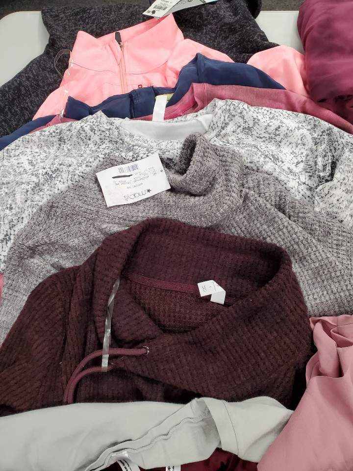 Women's Clothing Wholesale Lot TAHARI, NIKE, Calvin Klein, American Apparel, KASPER, IDEOLOGY, KILO BRAVA, GIANNI BINI,  CHARTER CLUB, Alfani and more, 26 Units, Shelf Pulls, MSRP $1,329.99