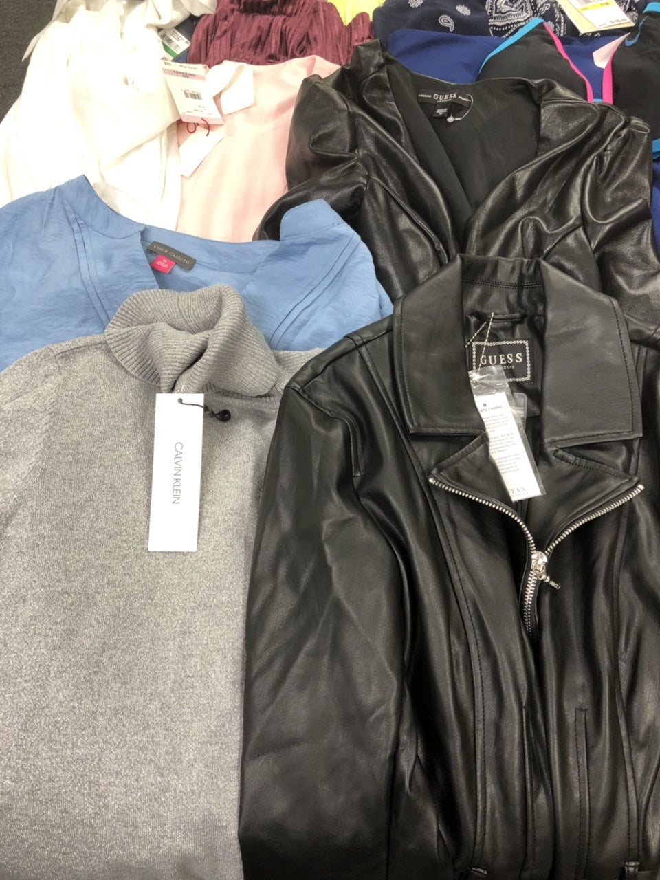 Women's Clothing Wholesale Lot Calvin Klein, DKNY, MICHAEL KORS, RACHEL ROY, VINCE CAMUTO, GUESS, ANNE KLEIN, IDEOLOGY, INC and more, 32 Units, Customer Returns, MSRP $1,972.99