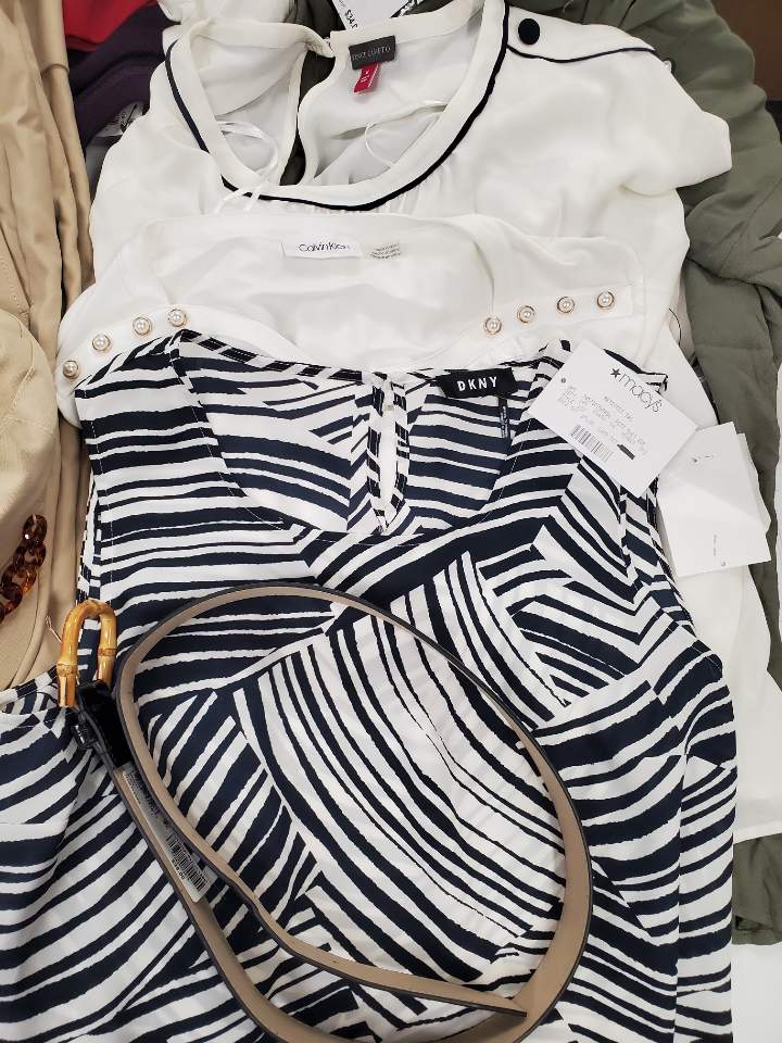 Women's Clothing Wholesale Lot Calvin Klein, DKNY, EILEEN FISHER, LAUREN RALPH LAUREN, NIKE, Steve Madden, VINCE CAMUTO, FREE PEOPLE, IDEOLOGY, INC  and more,  24 Units, Customer Returns, MSRP $1,853.50