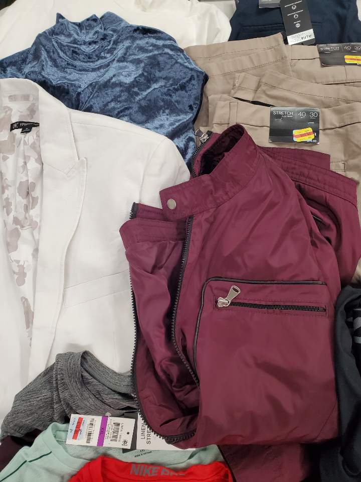 Men's Clothing Wholesale Lot CALVIN KLEIN, Adidas, Nike, Under Armour, Tasso Elba, American Apparel, 32 Degrees, CLUB ROOM, INC and more, 29 Units, Shelf Pulls, MSRP $1,514.45