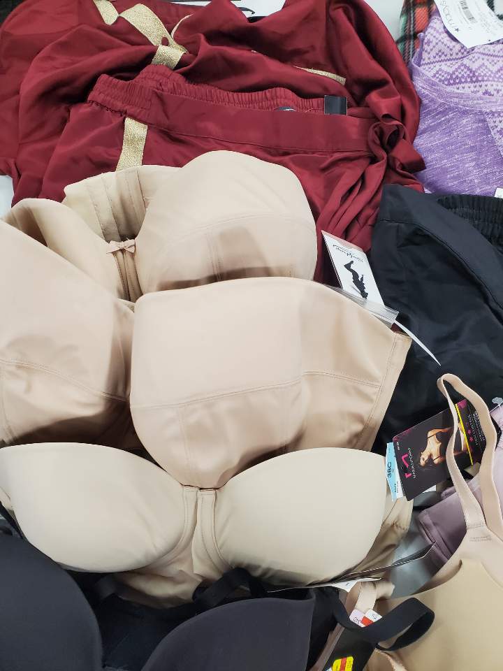 Women's Intimate & Sleepwear Wholesale Lot Calvin Klein, SCULPTRESS, WACOAL , Bali, Charters Club, INC, FLEXEES, CHARTER CLUB  and more, 48 Units, Customer Returns, MSRP $1,626.20
