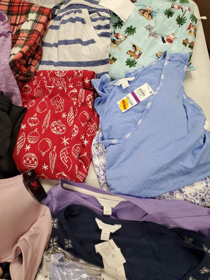 Women's Intimate & Sleepwear Wholesale Lot Calvin Klein, SCULPTRESS, WACOAL , Bali, Charters Club, INC, FLEXEES, CHARTER CLUB  and more, 48 Units, Customer Returns, MSRP $1,626.20